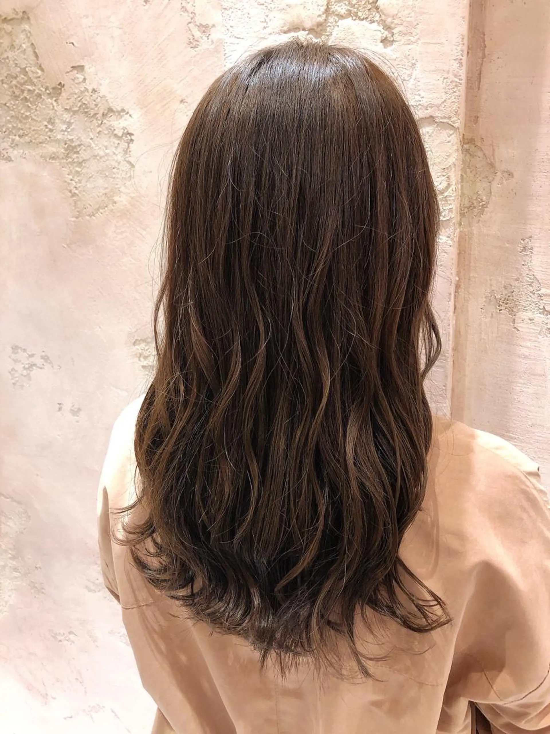 ミディアム カット ヘアカラー トリートメント 代表山口ひな 髪質改善のプロのヘアスタイル