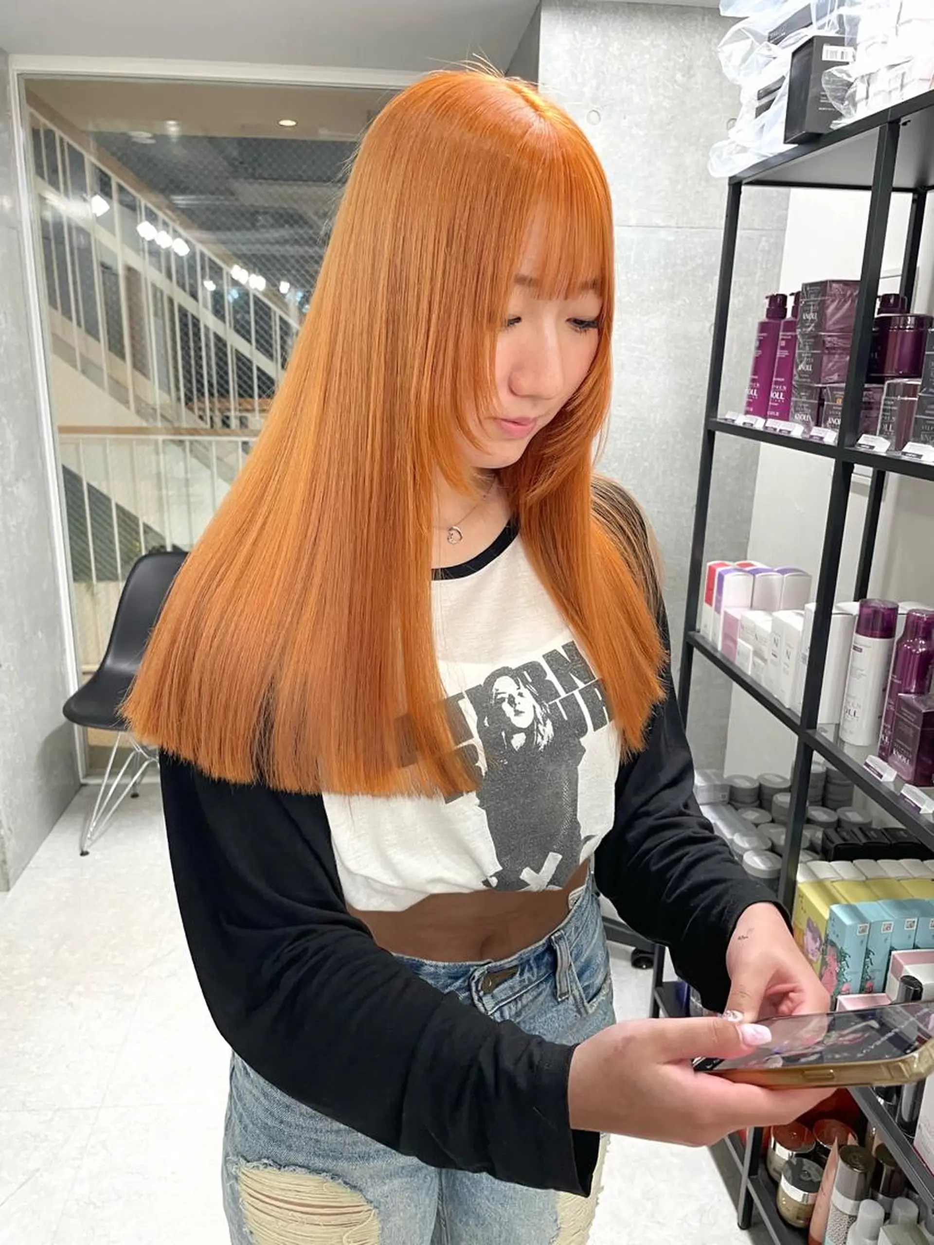 セミロング カラー ヘアアレンジ ブリーチ ケアブリーチ ダブルカラー ハイライトカラー イルミナカラー 🌷FUKA🌷 まろやかハイトーンのヘアスタイル