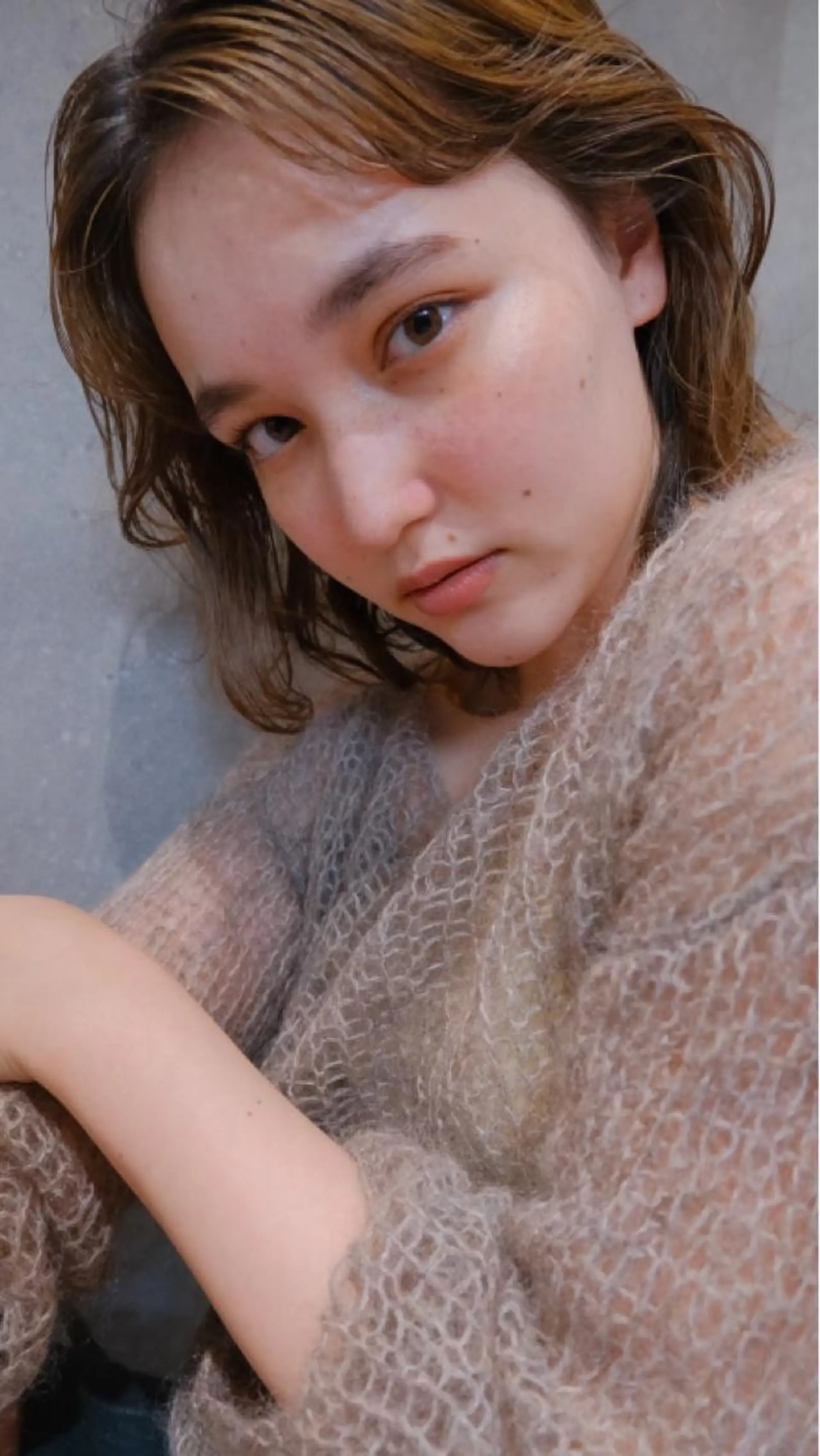 ミディアム ウルフカット ミズ タニのヘアスタイル