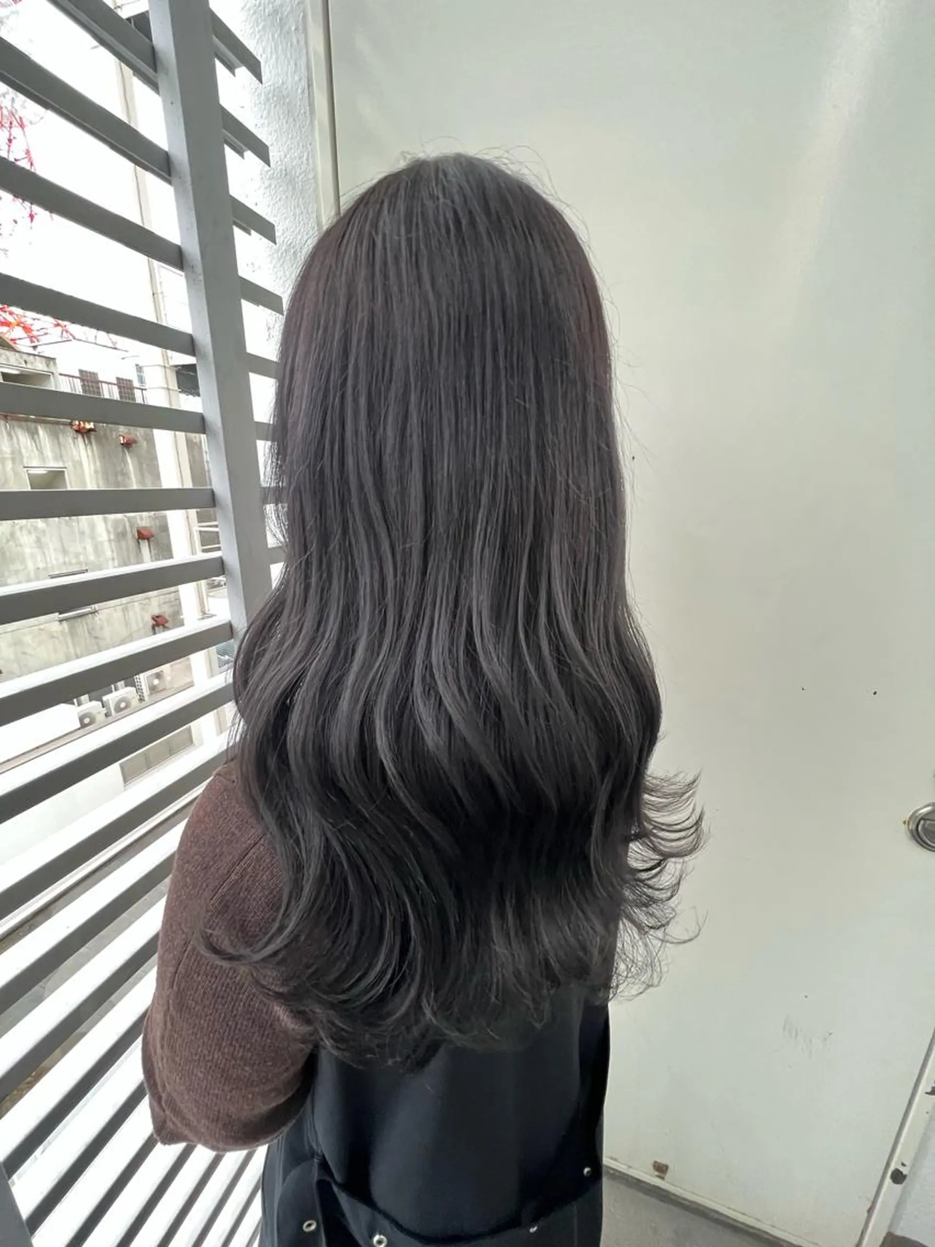 ロング カラー ヘアカラー トリートメント 韓国🇰🇷レイヤー 映える顔周り🩷のヘアスタイル