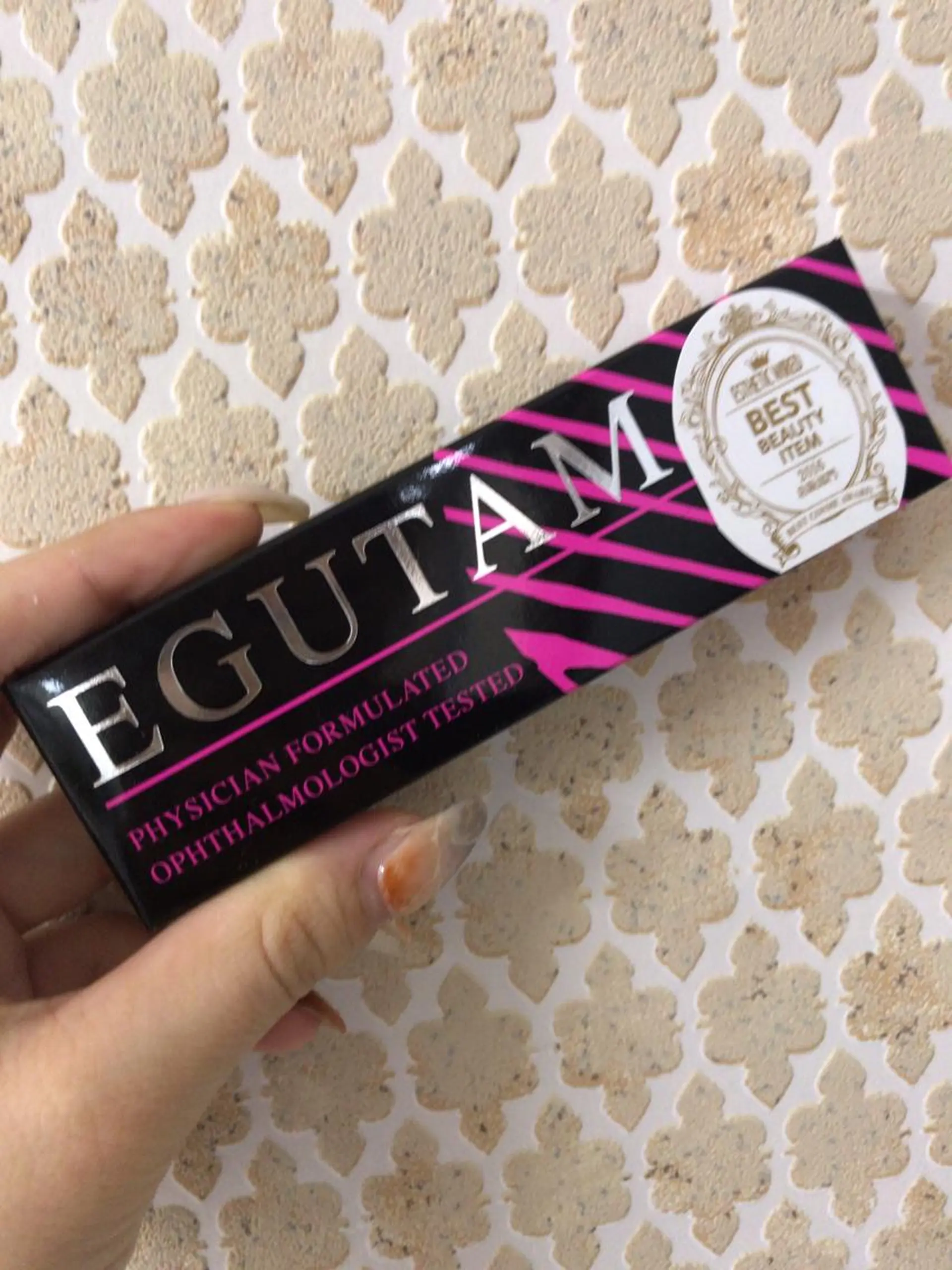 ELLA 菊地のマツエク・マツパデザイン