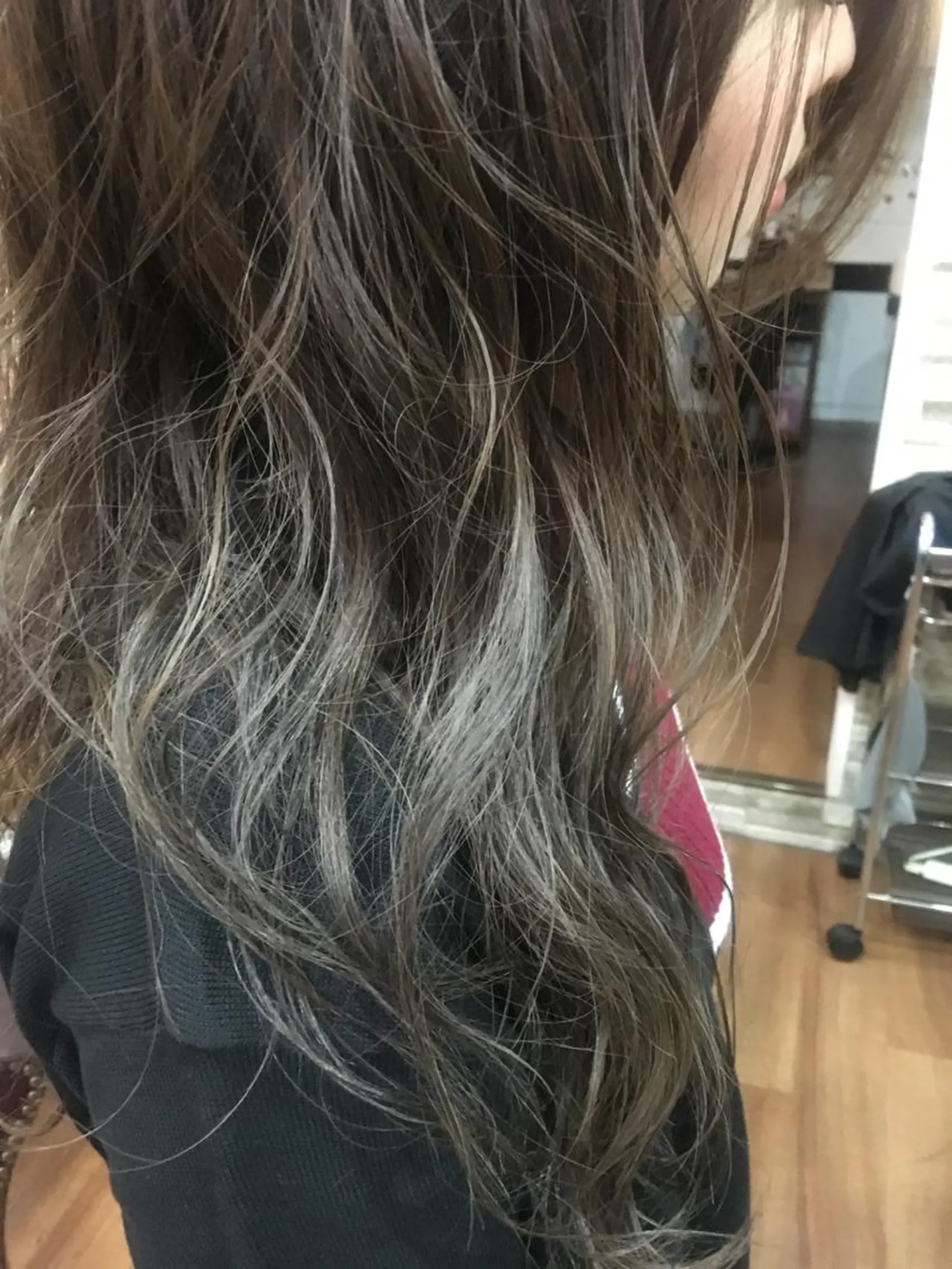 ロング カラー グレージュ 外国人風カラー 松村 崇弘のヘアスタイル