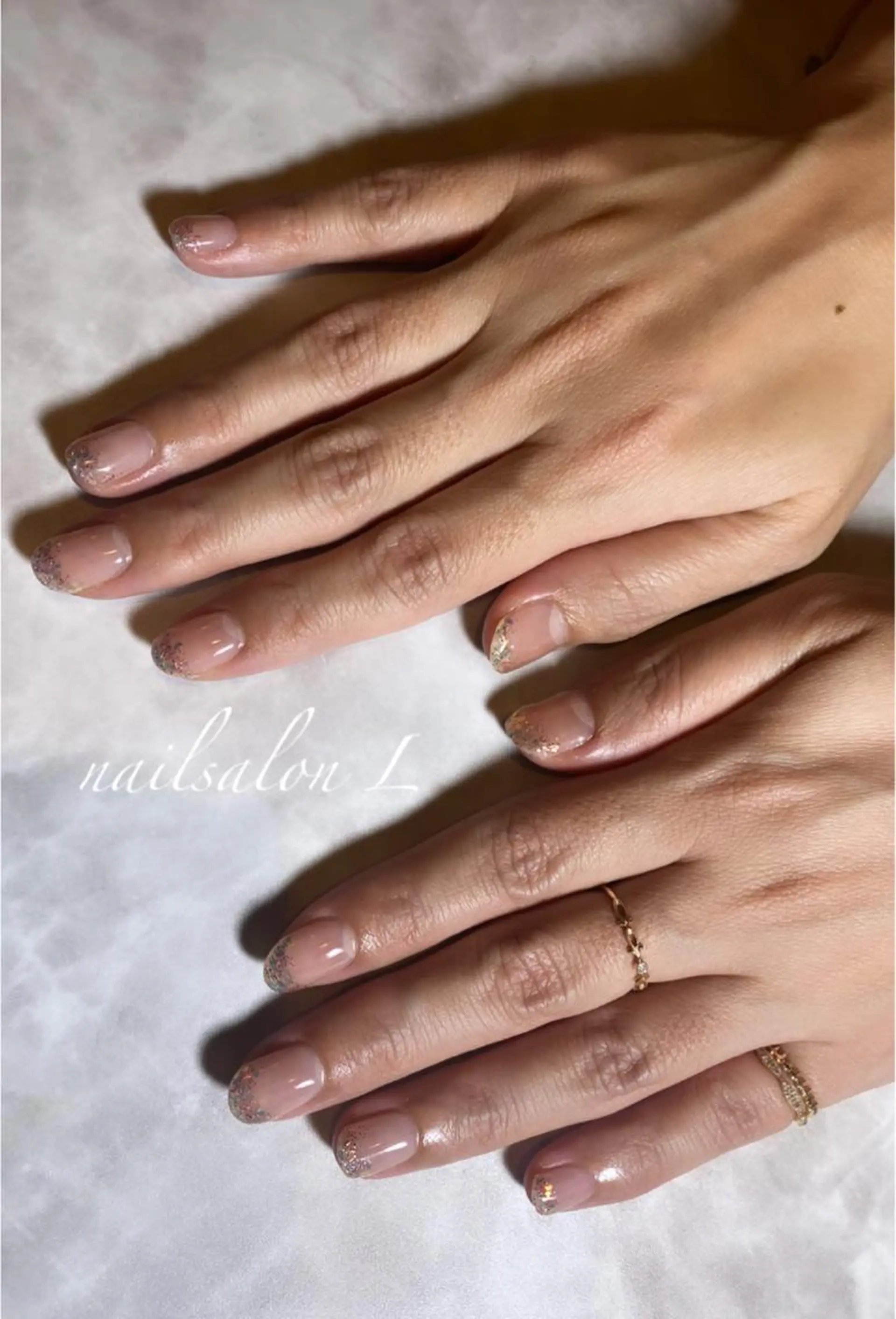 ネイル ジェルネイル グラデーション ラメ(グリッター) ラメグラデーション パラジェル ハンドネイル NAILSALON Ｌのネイルデザイン