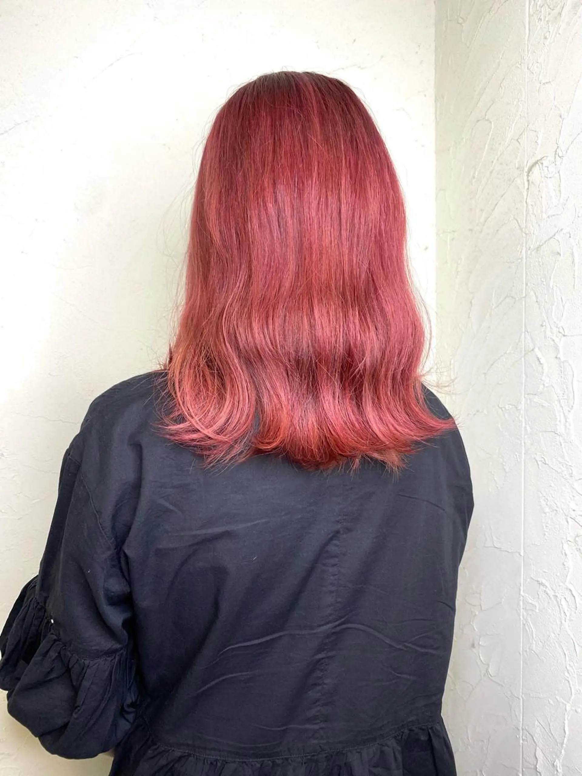 ミディアム カラー ピンクカラー 久力琴音''透明感 カラー''アレンジのヘアスタイル