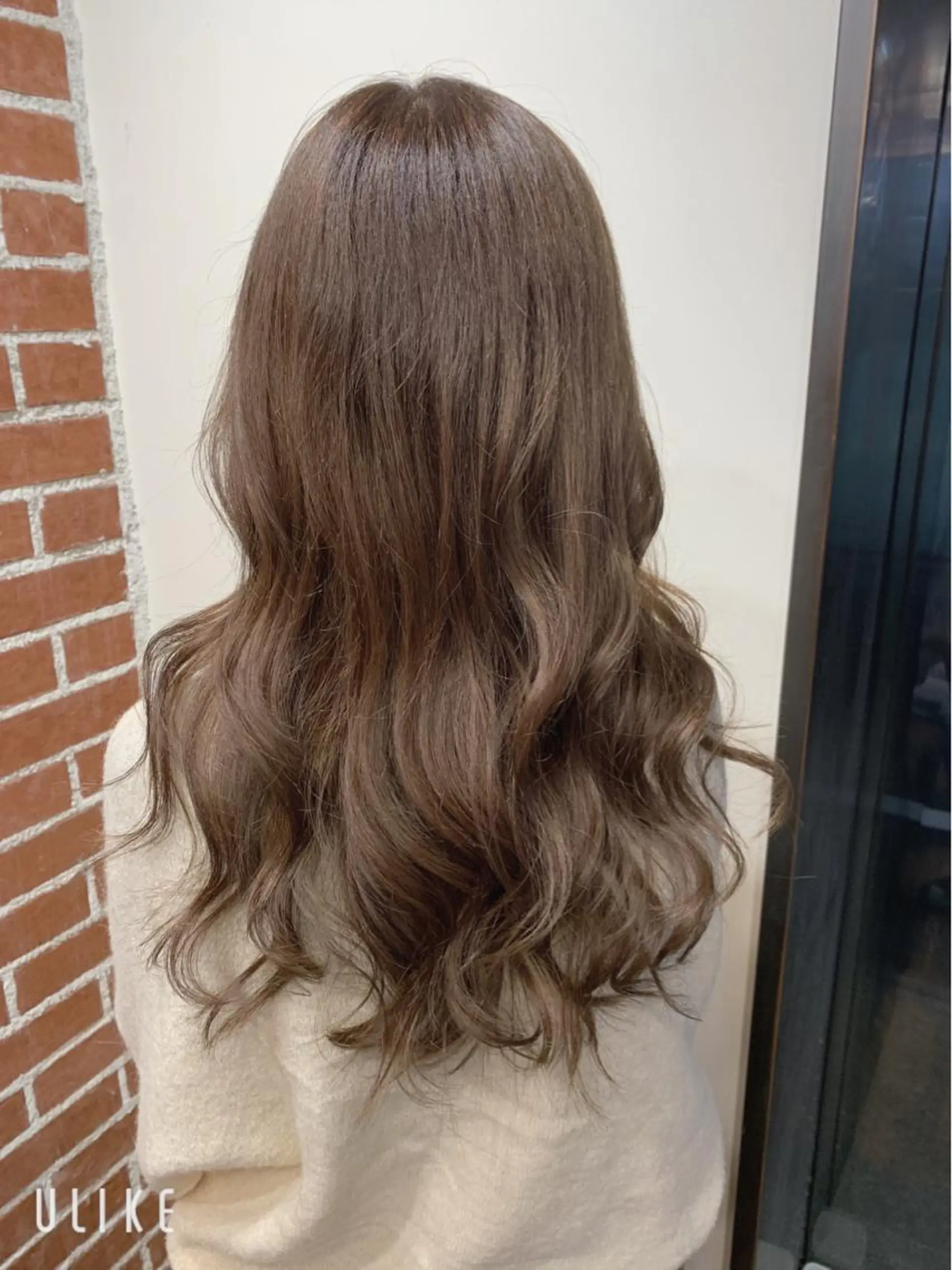 セミロング カラー ベージュカラー ブリーチ ミルクティーベージュ カット ヘアカラー トリートメント 岡崎勇人/レイヤー/ 韓国/ケラチンTRのヘアスタイル