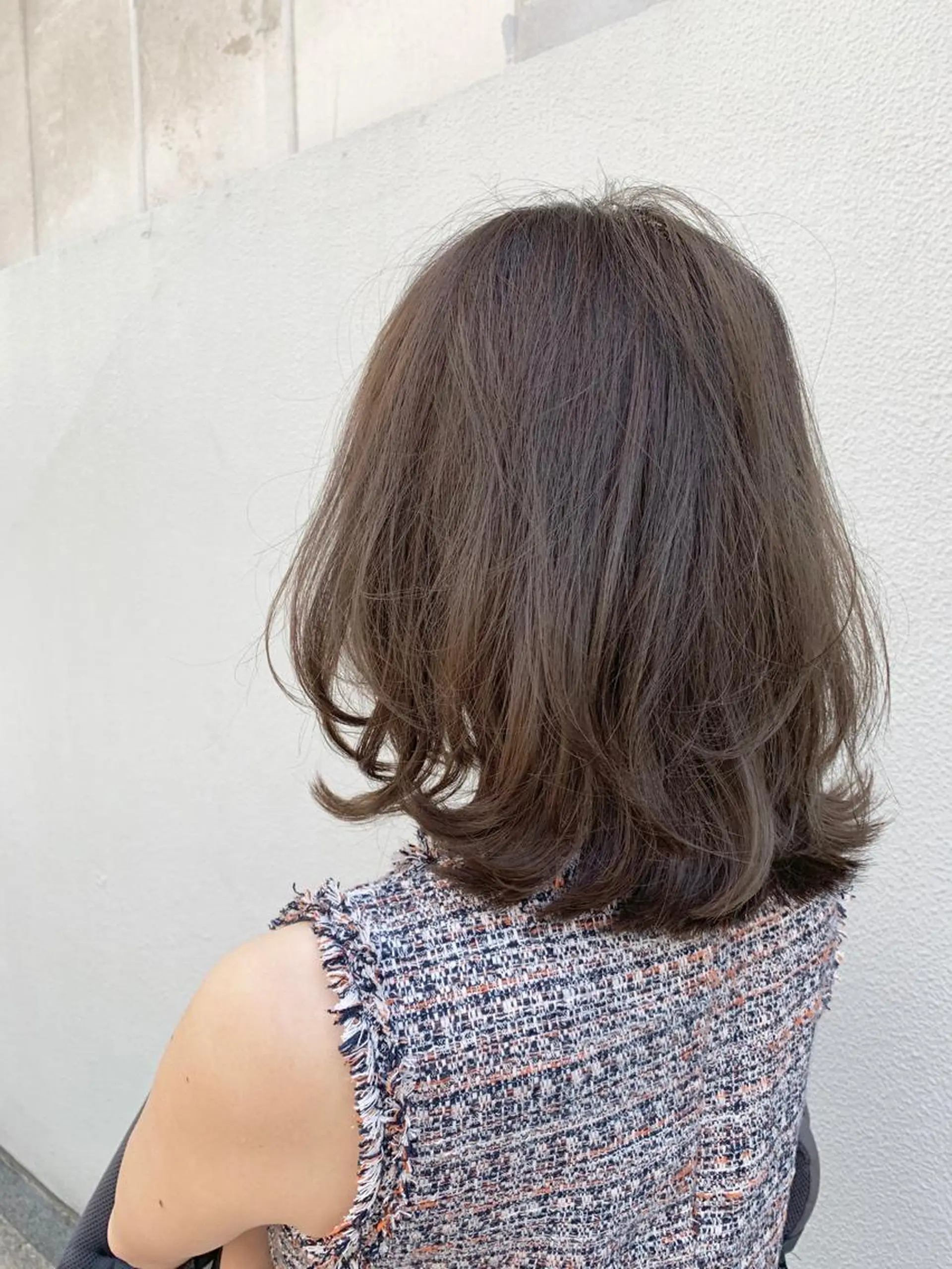 ミディアム カット ヘアカラー トリートメント 落合 妙佳のヘアスタイル