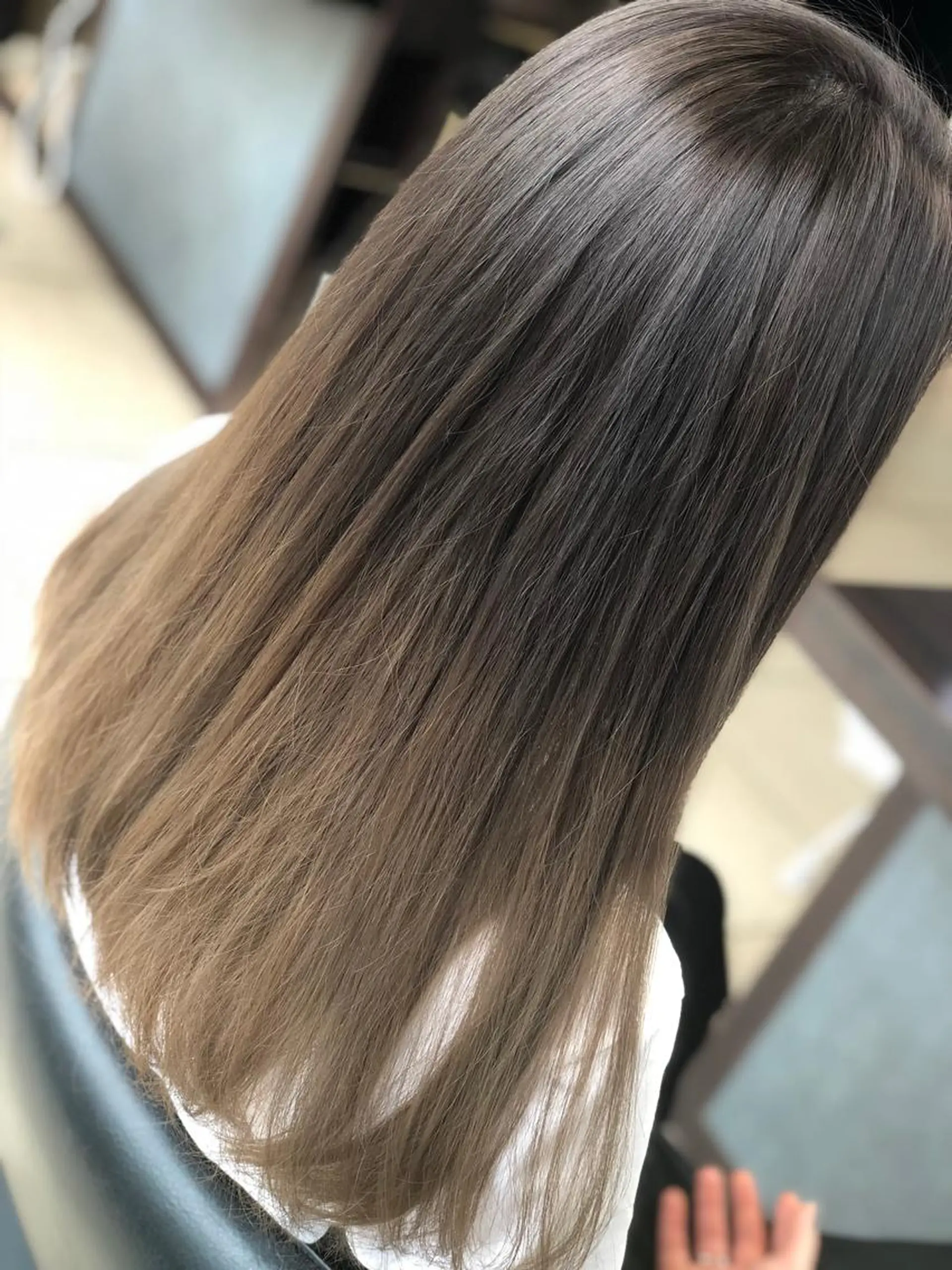 カラー グラデーションカラー 手塚 亮汰のヘアスタイル