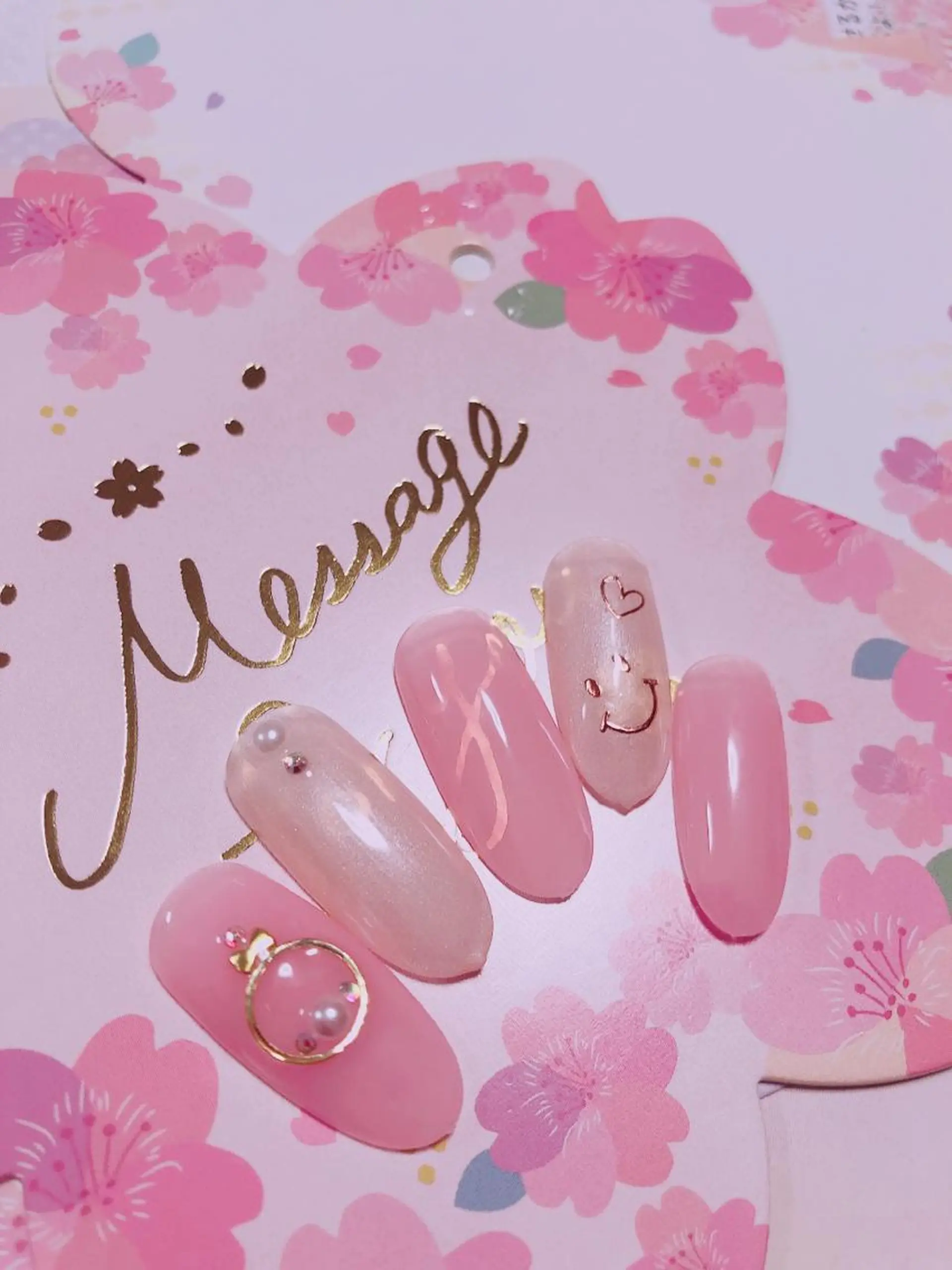 ネイル エ リのネイルデザイン