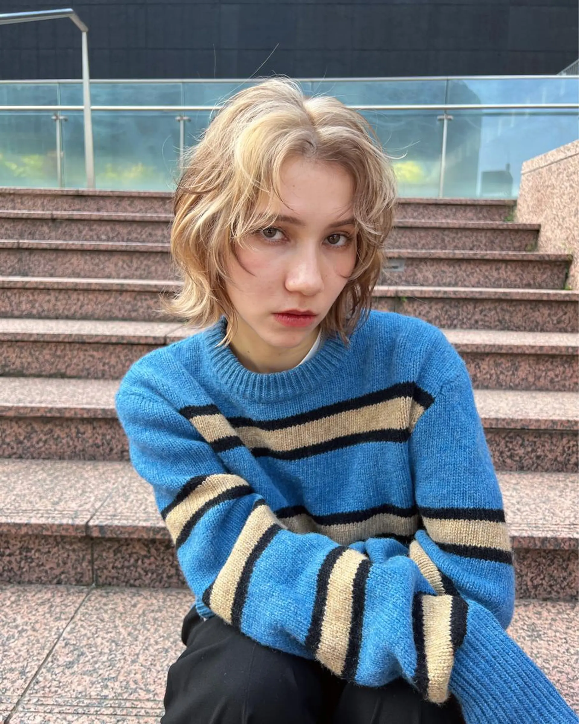 ミディアム カラー ブロンド ハッシュカット カシマハヤトのヘアスタイル