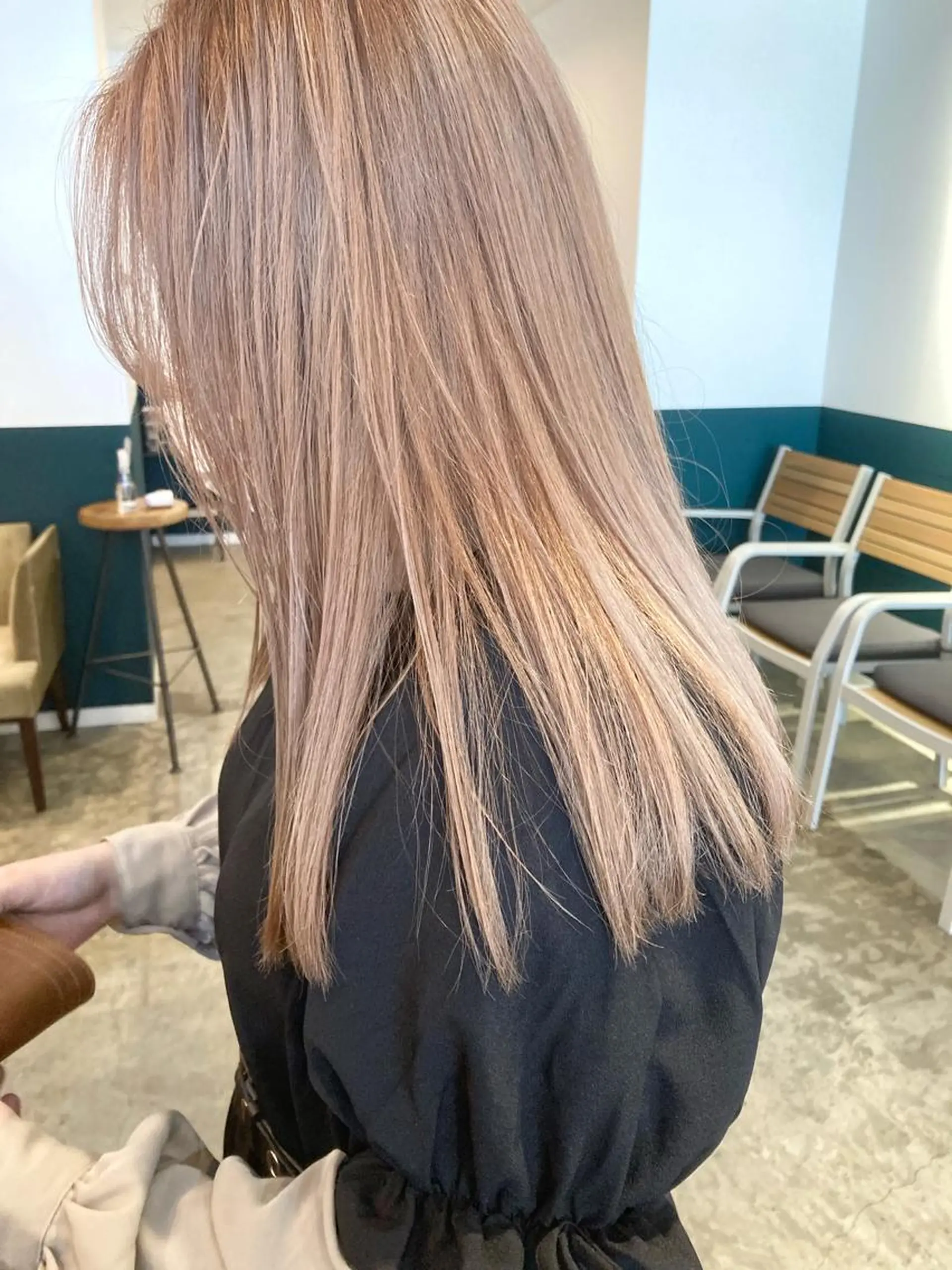 セミロング カラーリスト菅野 竜矢🌈のヘアスタイル