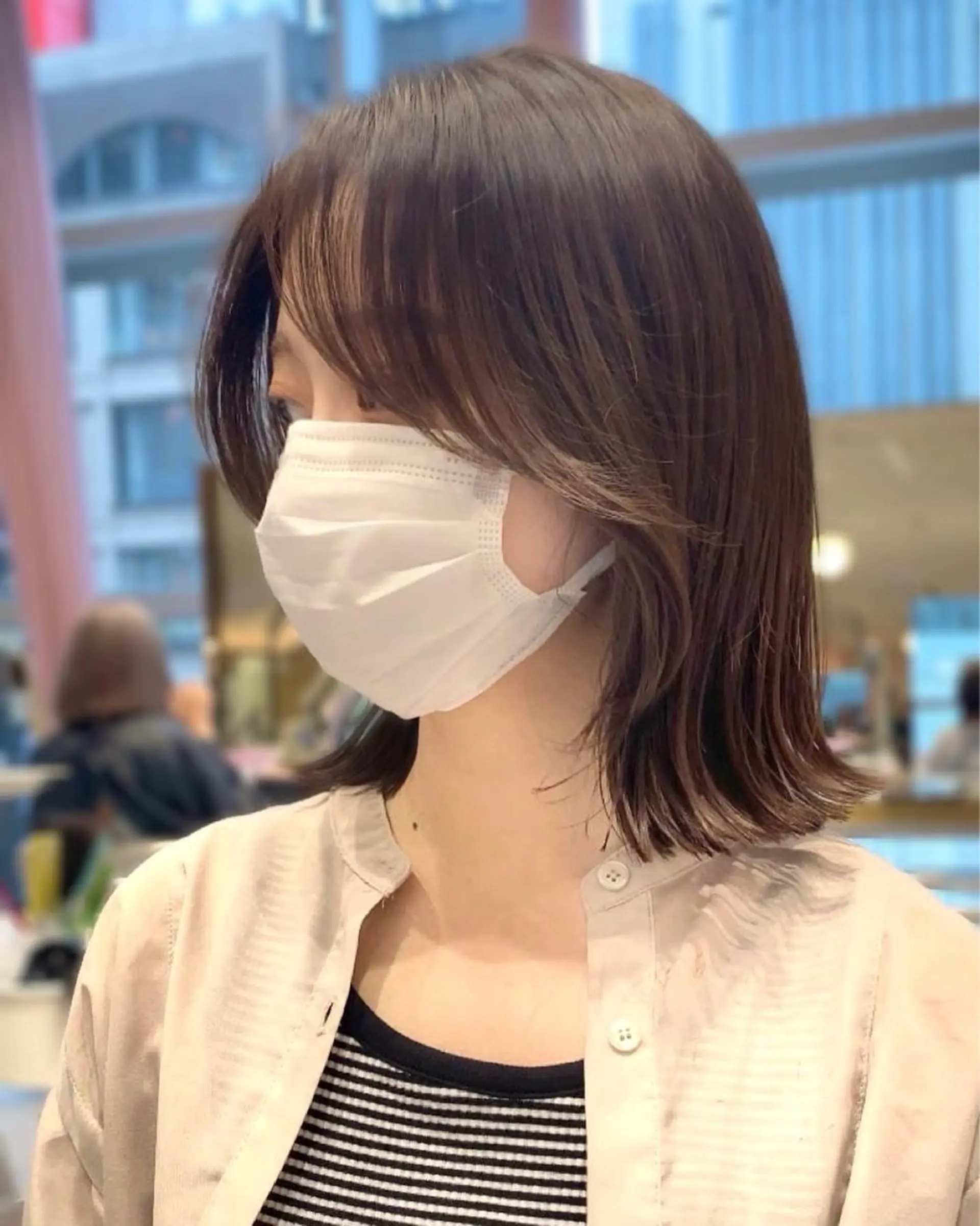 ミディアム カラー パーマ ヘアアレンジ 切りっぱなしボブ バレイヤージュ ブリーチ ケアブリーチ 透明感カラー カット ヘアカラー トリートメント ヘアセット 小野寺瑞希 /最小顔カットのヘアスタイル
