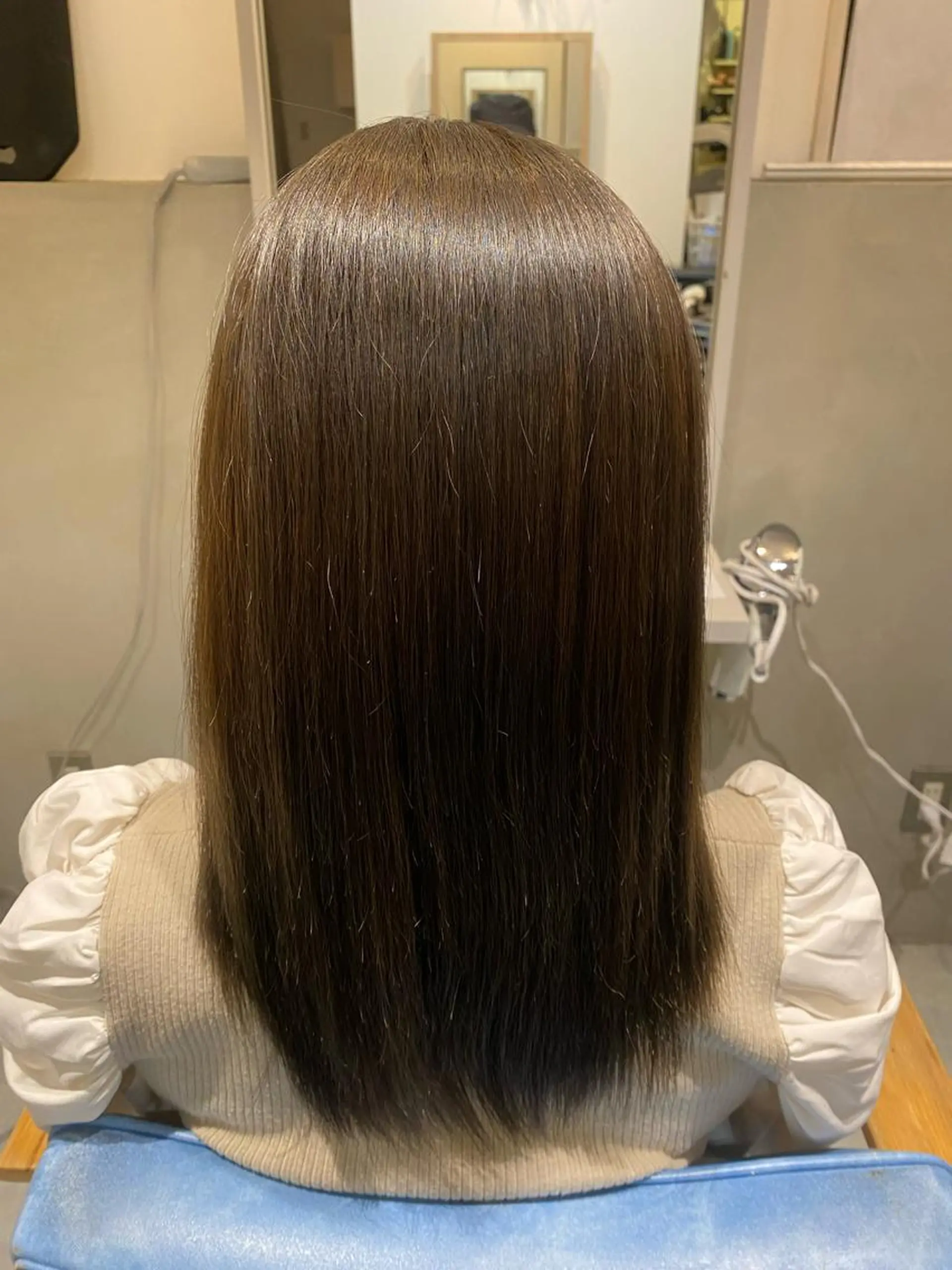 ミディアム カラー ベージュカラー オリーブベージュ ミキ マコのマツエク・マツパデザイン