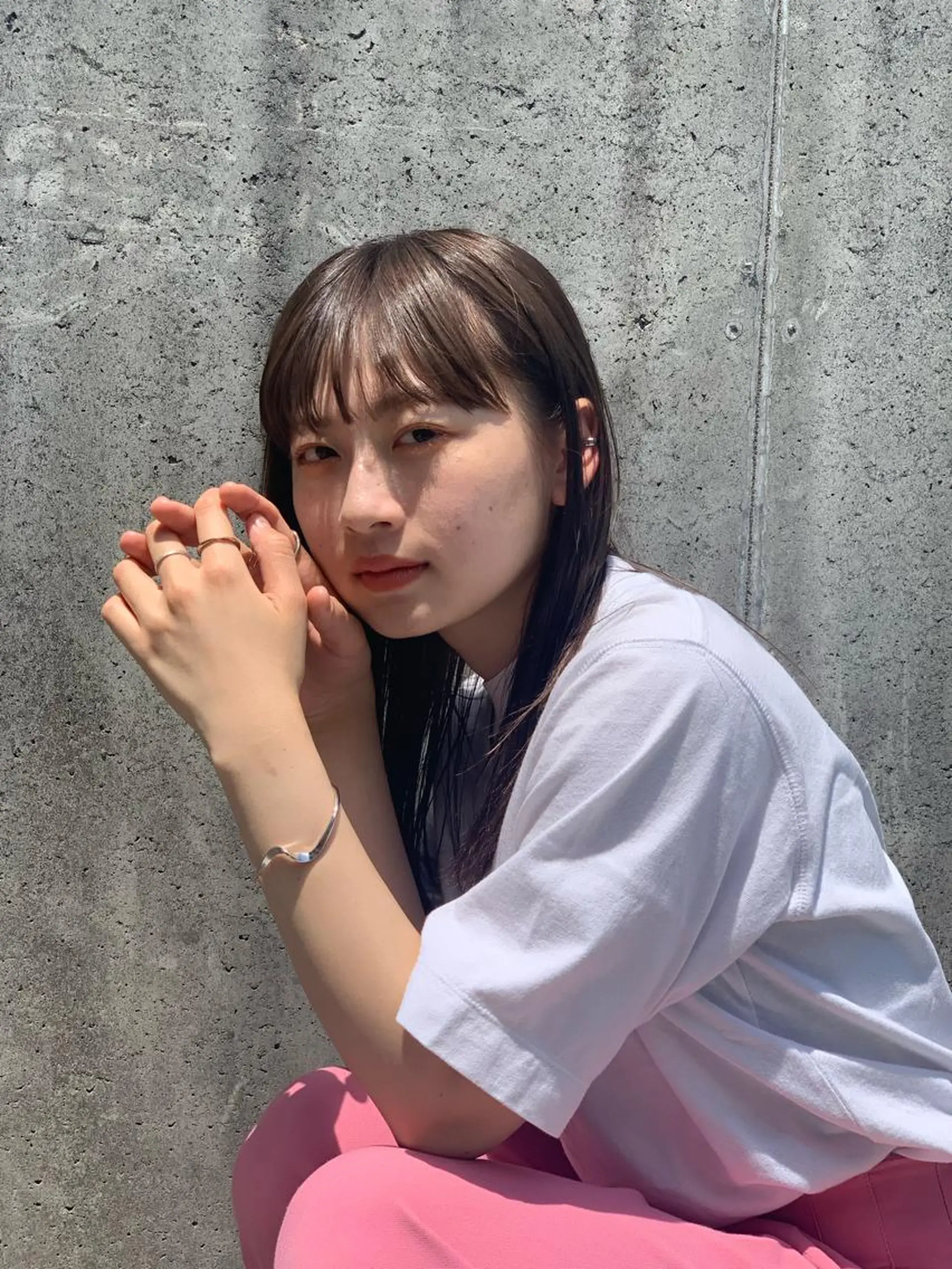 セミロング カラー ブラウンカラー piilo/ 岩花梨乃のヘアスタイル