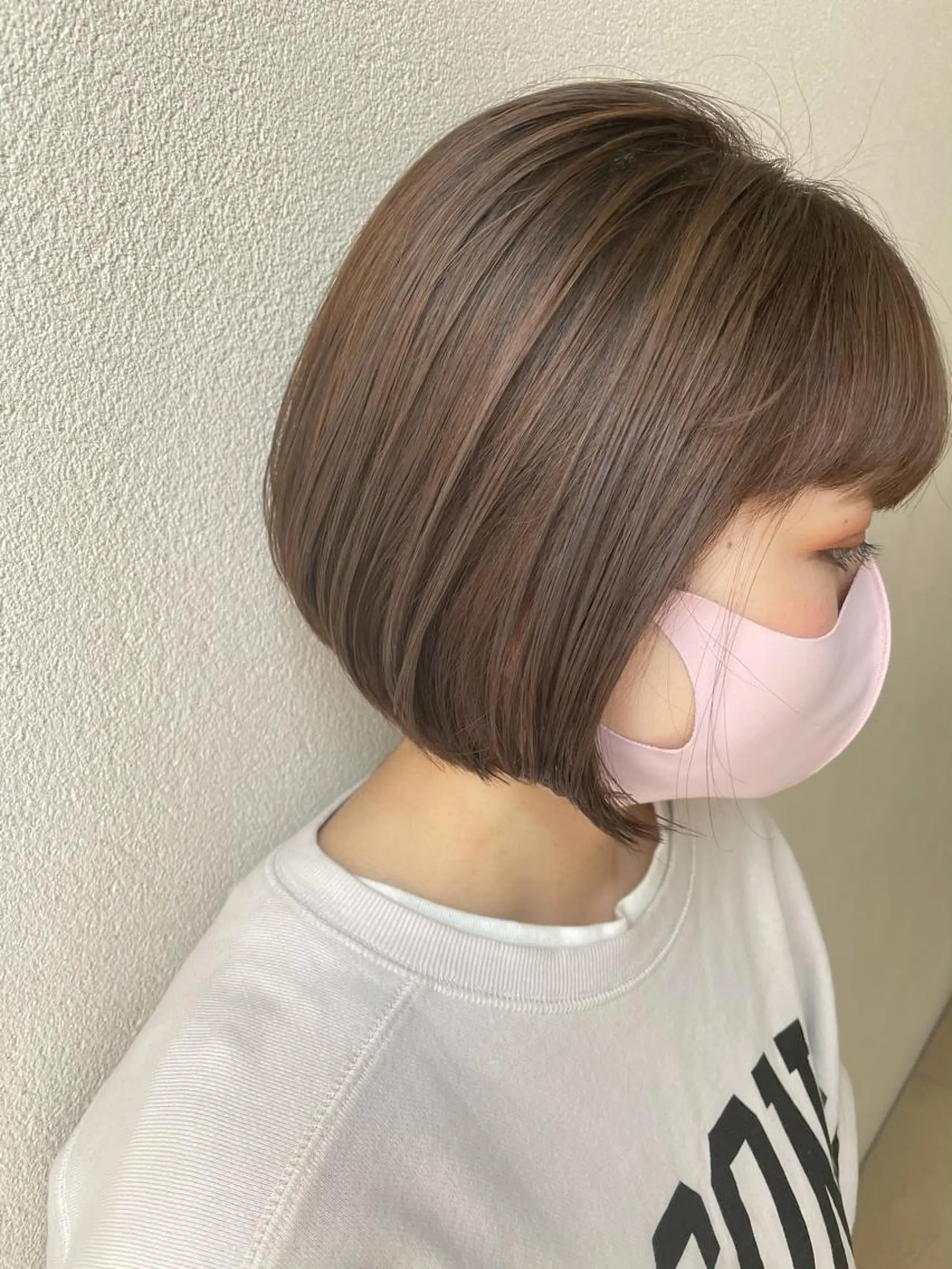ショート カラー アッシュ ベージュカラー バイオレットカラー ヘアカラー 沢田 瞳のヘアスタイル