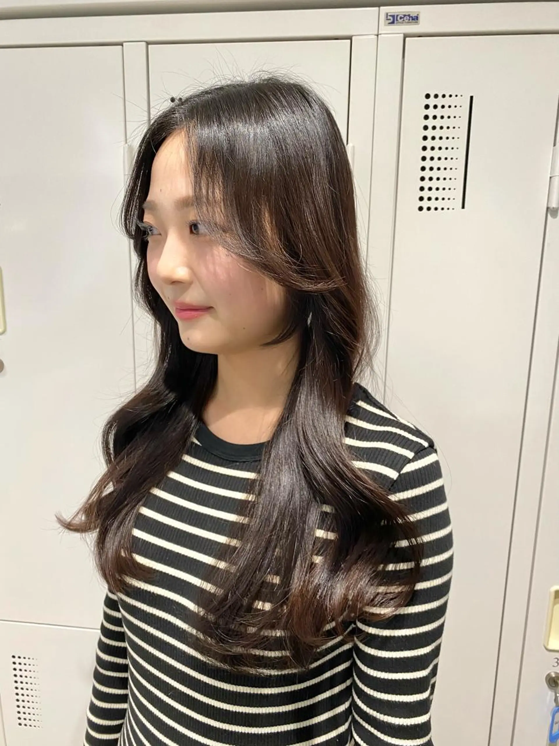 ロング カラー 髪質改善 ヨシンモリ 韓国風ヘア レイヤーカット 酸性ストレート カット ヘアカラー トリートメント 韓国風レイヤーカット 💎髪質改善"yuiのヘアスタイル