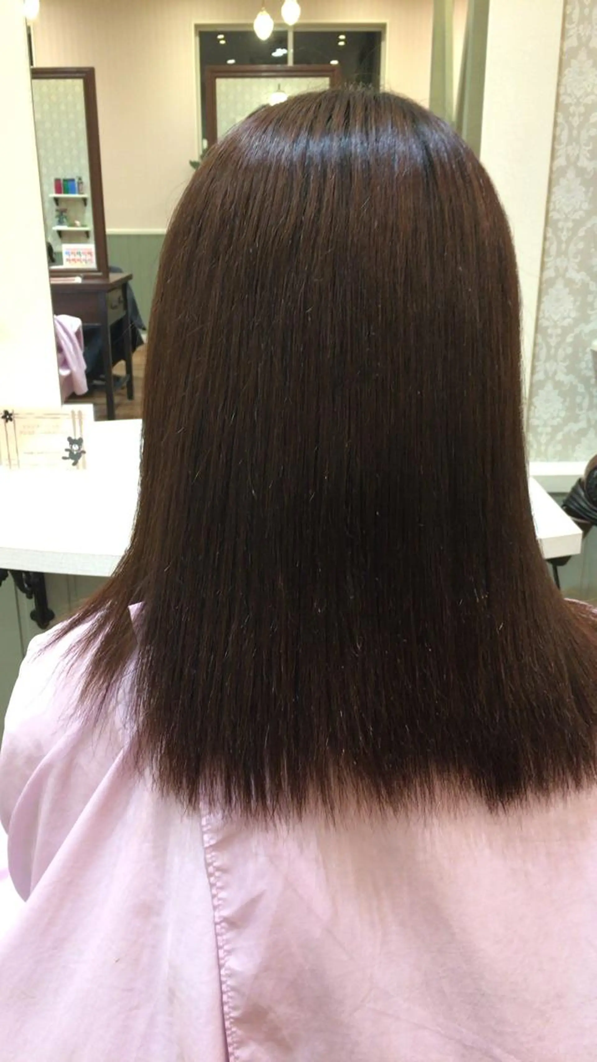 セミロング 夜の縮毛矯正　服部 日出登のヘアスタイル