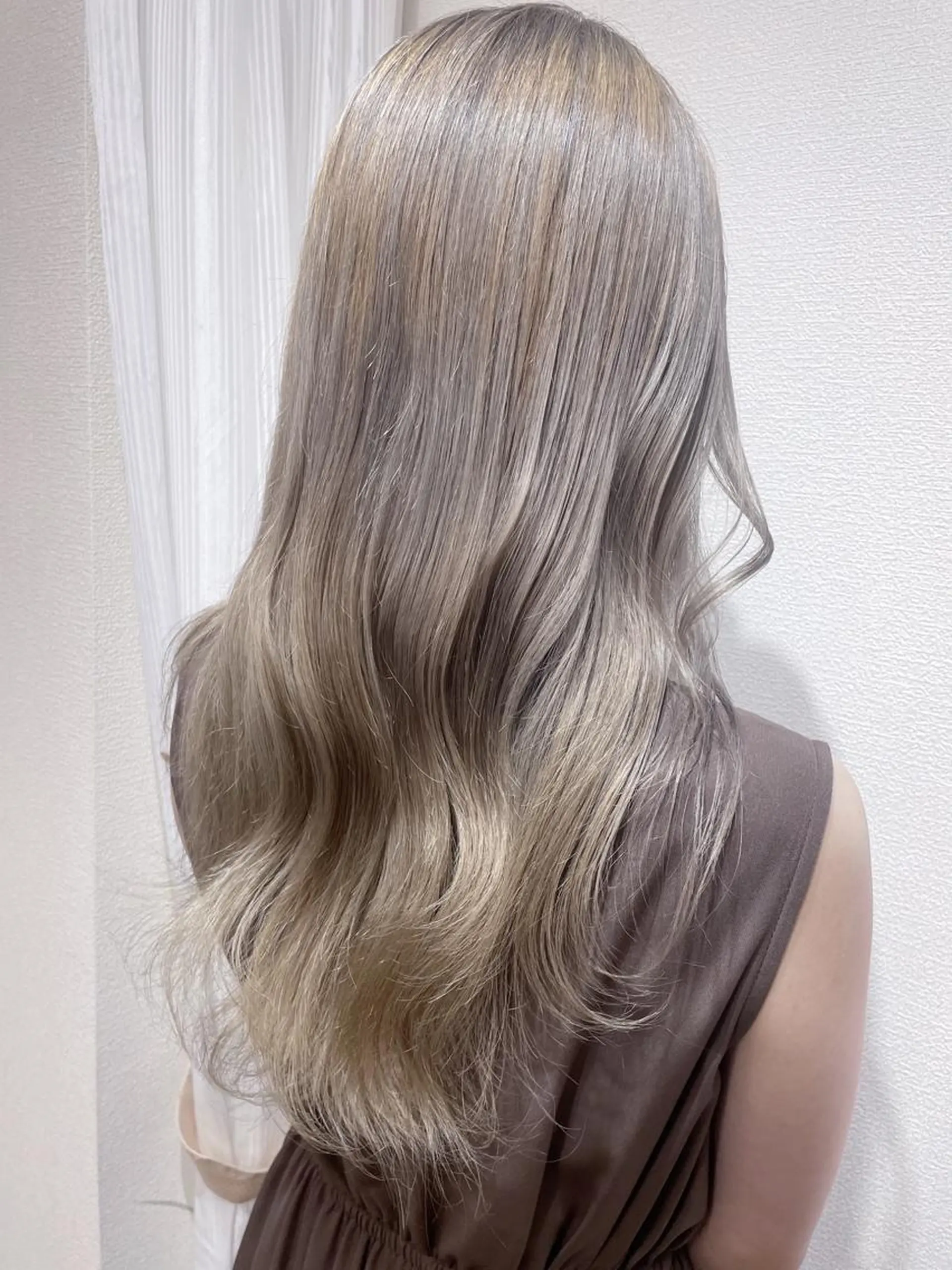 ロング カラー ケアブリーチ /髪質 改善/古橋圭史郎のヘアスタイル