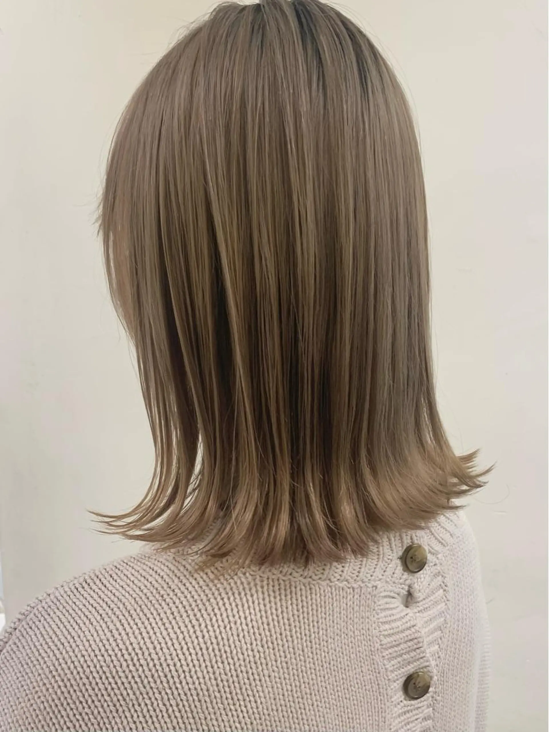 カラー ベージュカラー ハイライトカラー ヘアカラー トリートメント 窪田 椋介のヘアスタイル