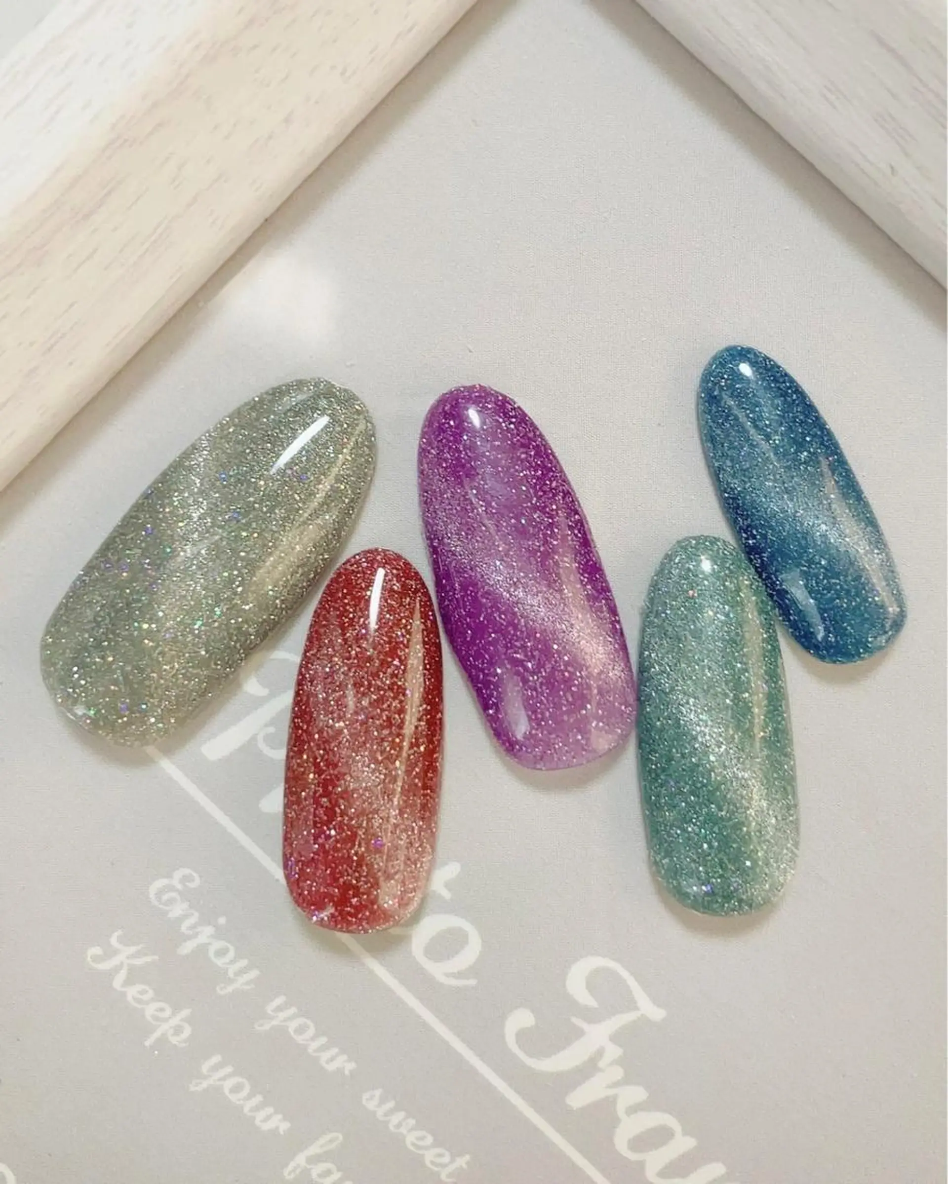 ネイル Risa ネイルサロンKOTOのネイルデザイン