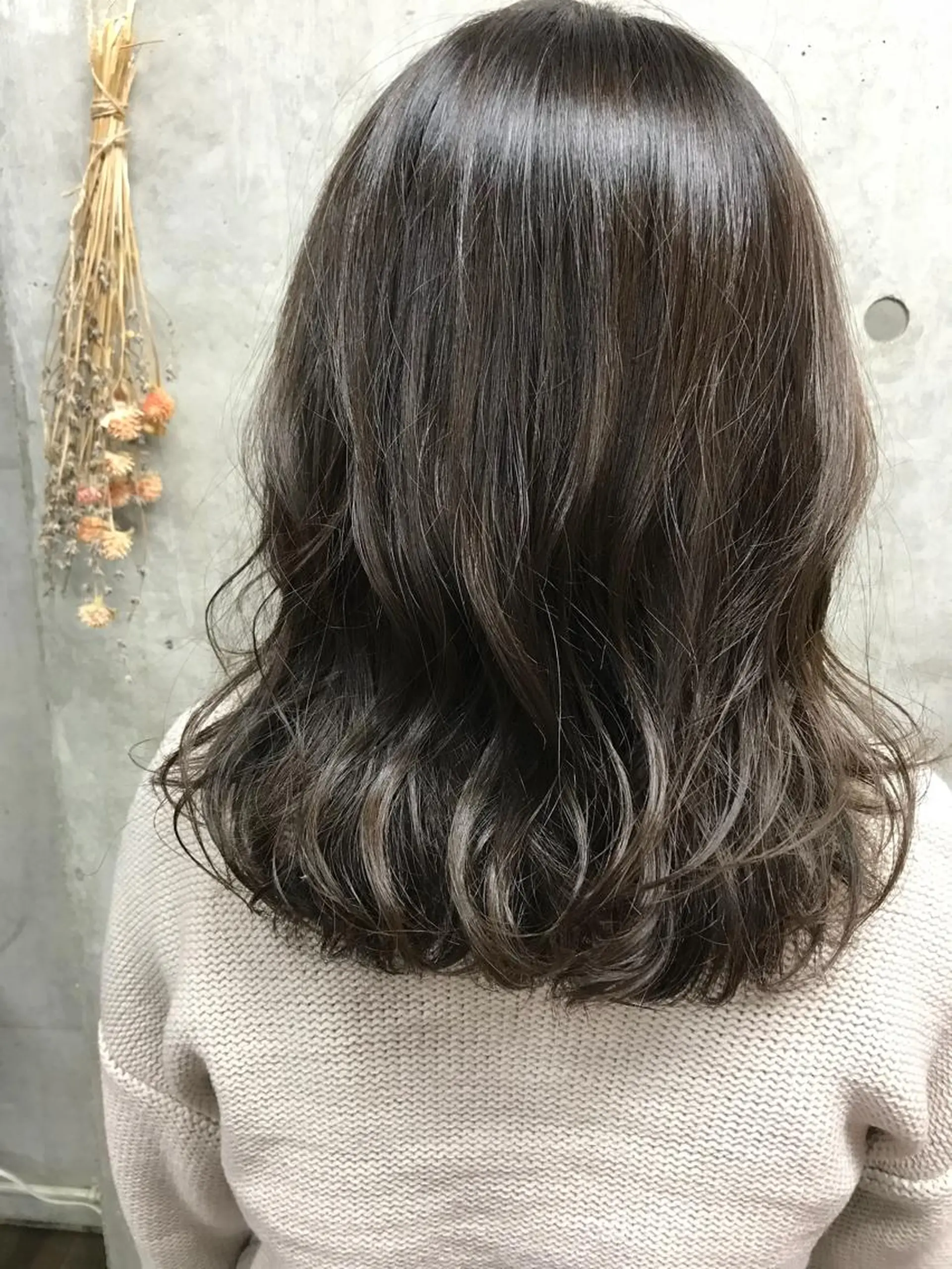 ミディアム カラー ヘアアレンジ アッシュ 透明感カラー Satsuki ✂︎♡のヘアスタイル