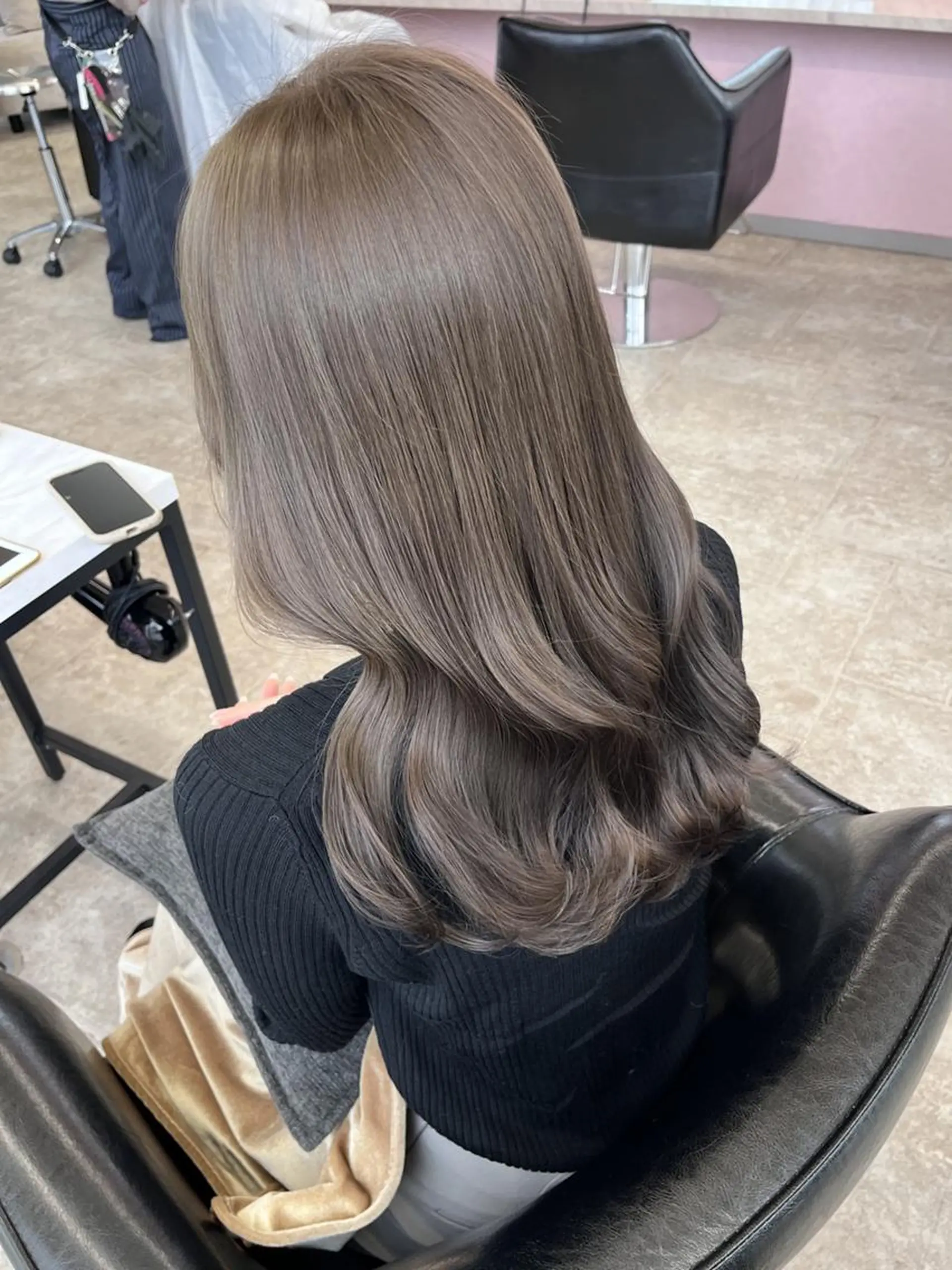 セミロング カット ヘアカラー トリートメント MATTY azusaのヘアスタイル