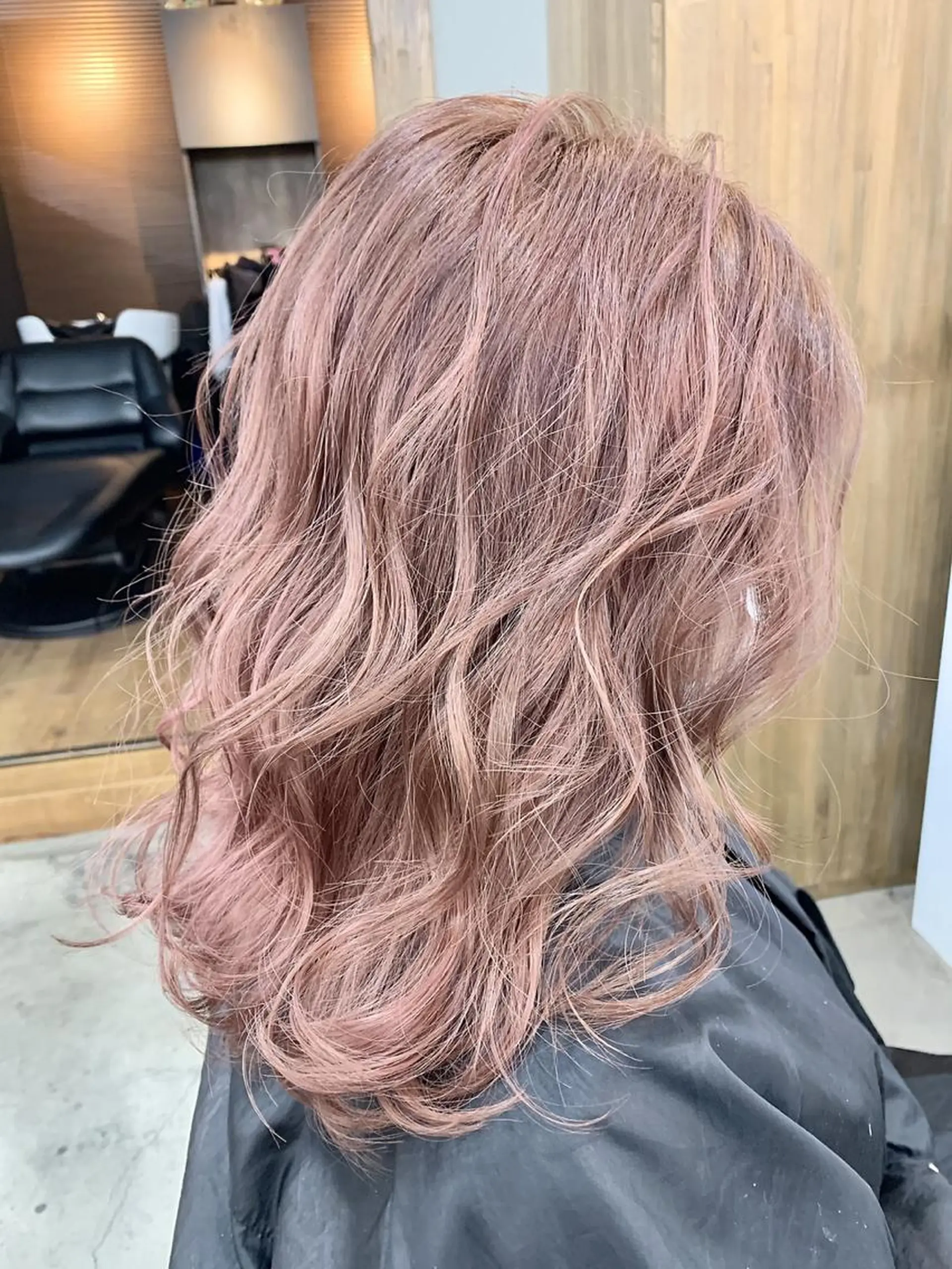 ミディアム カラー ブラウンカラー ローズカラー ローズブラウン カット ヘアカラー トリートメント CARAT堺東 Aujua認定サロンのヘアスタイル