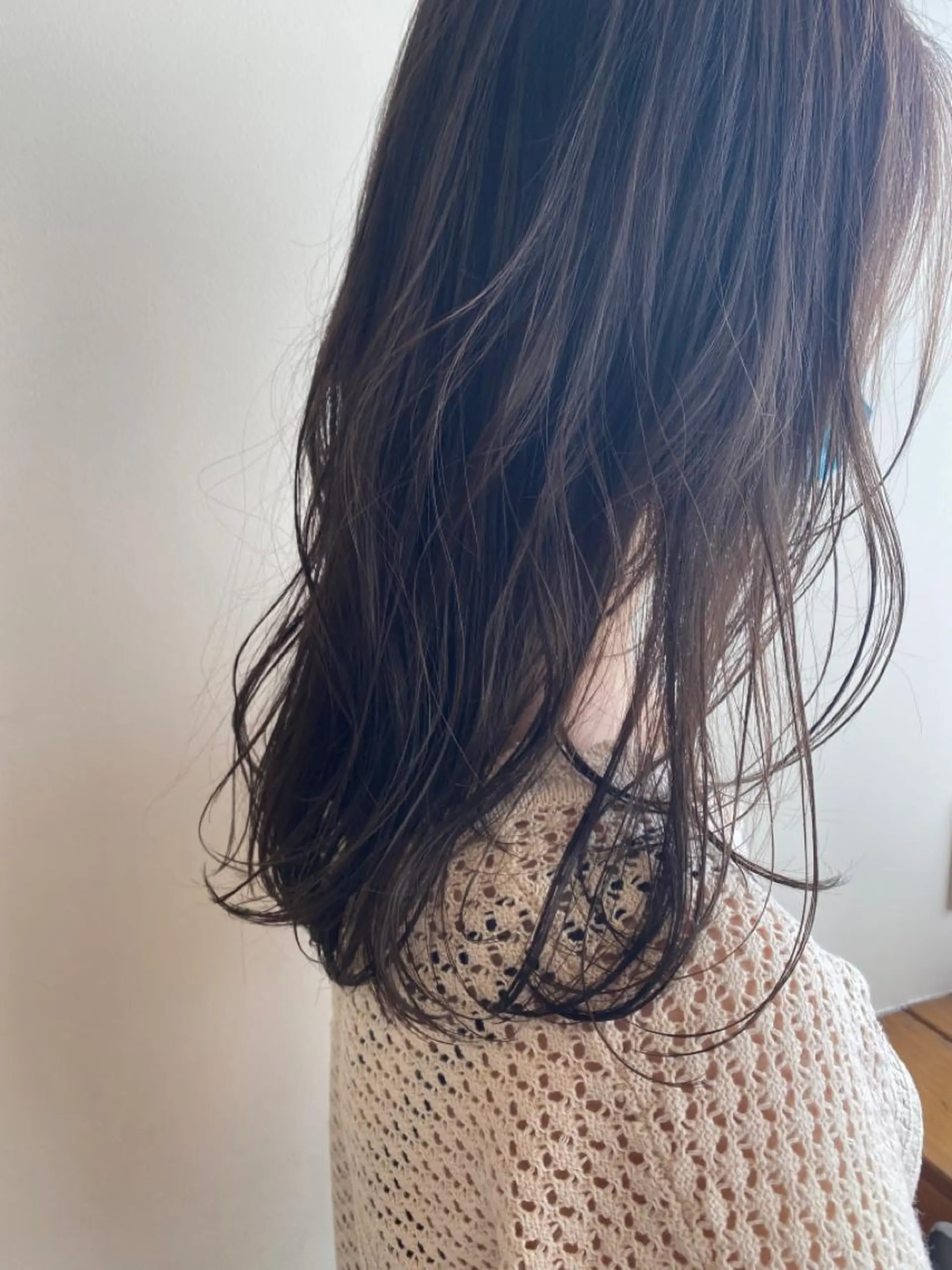 セミロング カラー 透明感カラー カット ヘアカラー RIKA韓国ヘア/く びれヘア/上品カラーのヘアスタイル