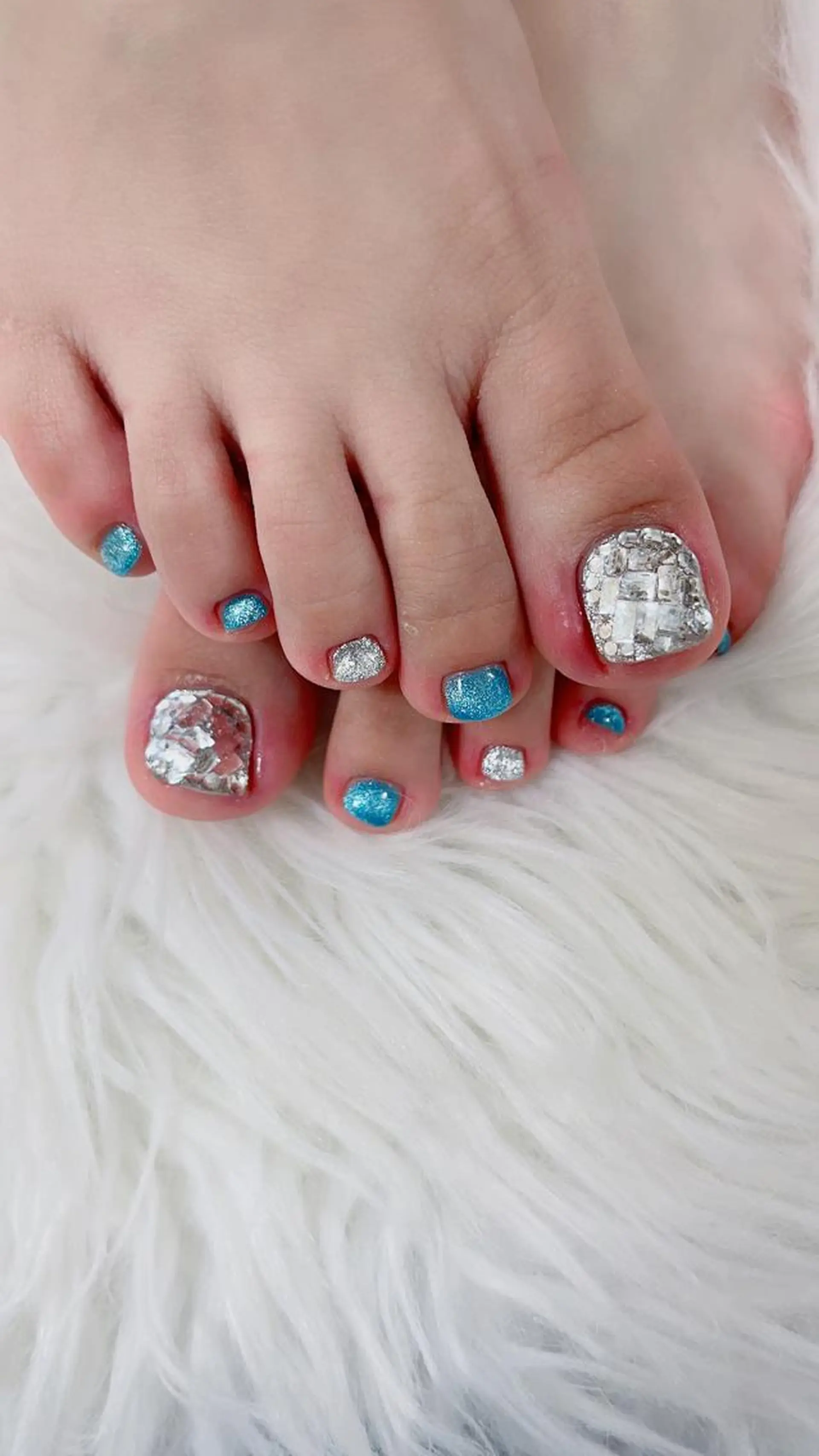 ネイル フットネイル 菲菲ネイルサロン所属・FF フィフィネイルサロンのネイルデザイン