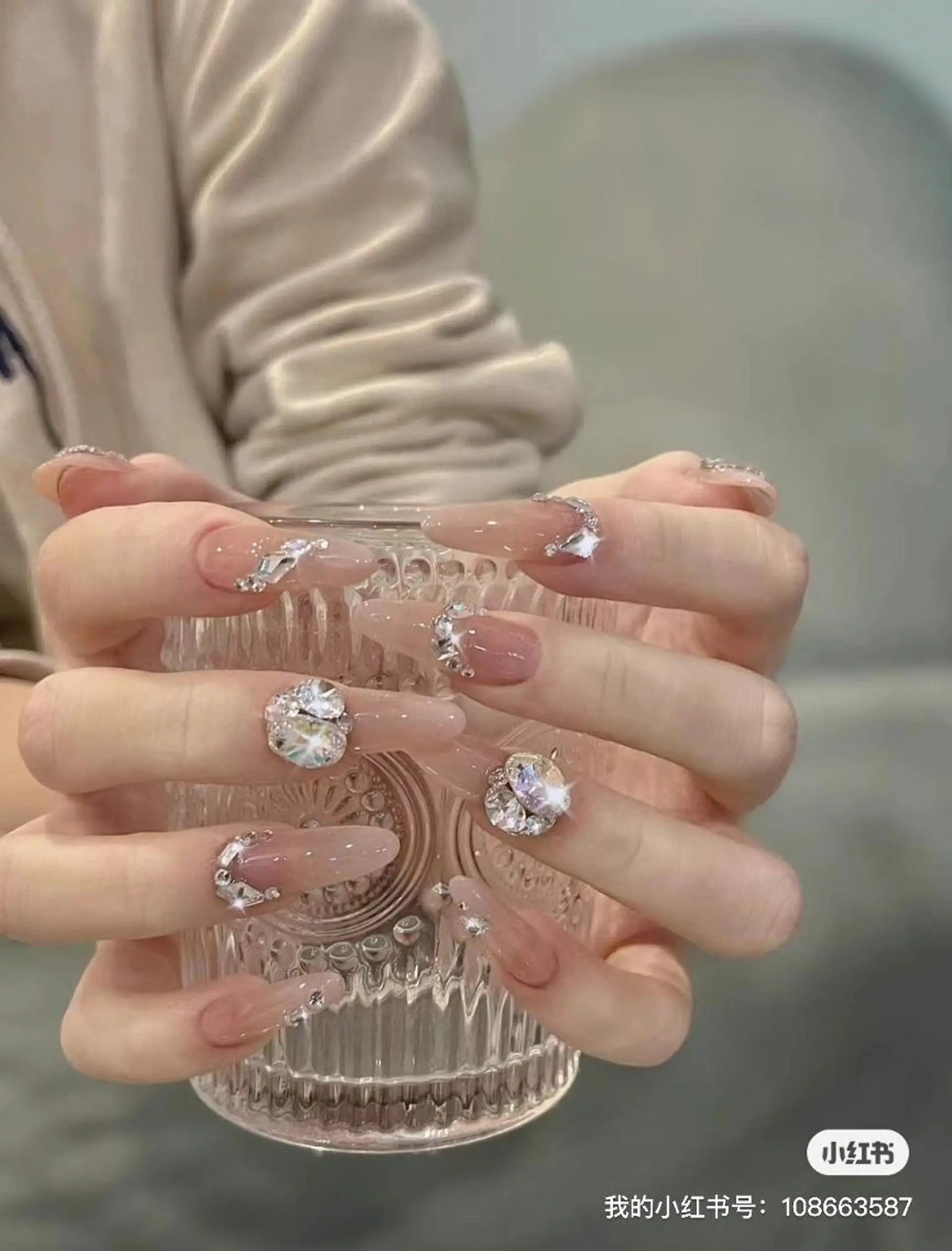 ネイル AB マツエクネイルサロンのネイルデザイン