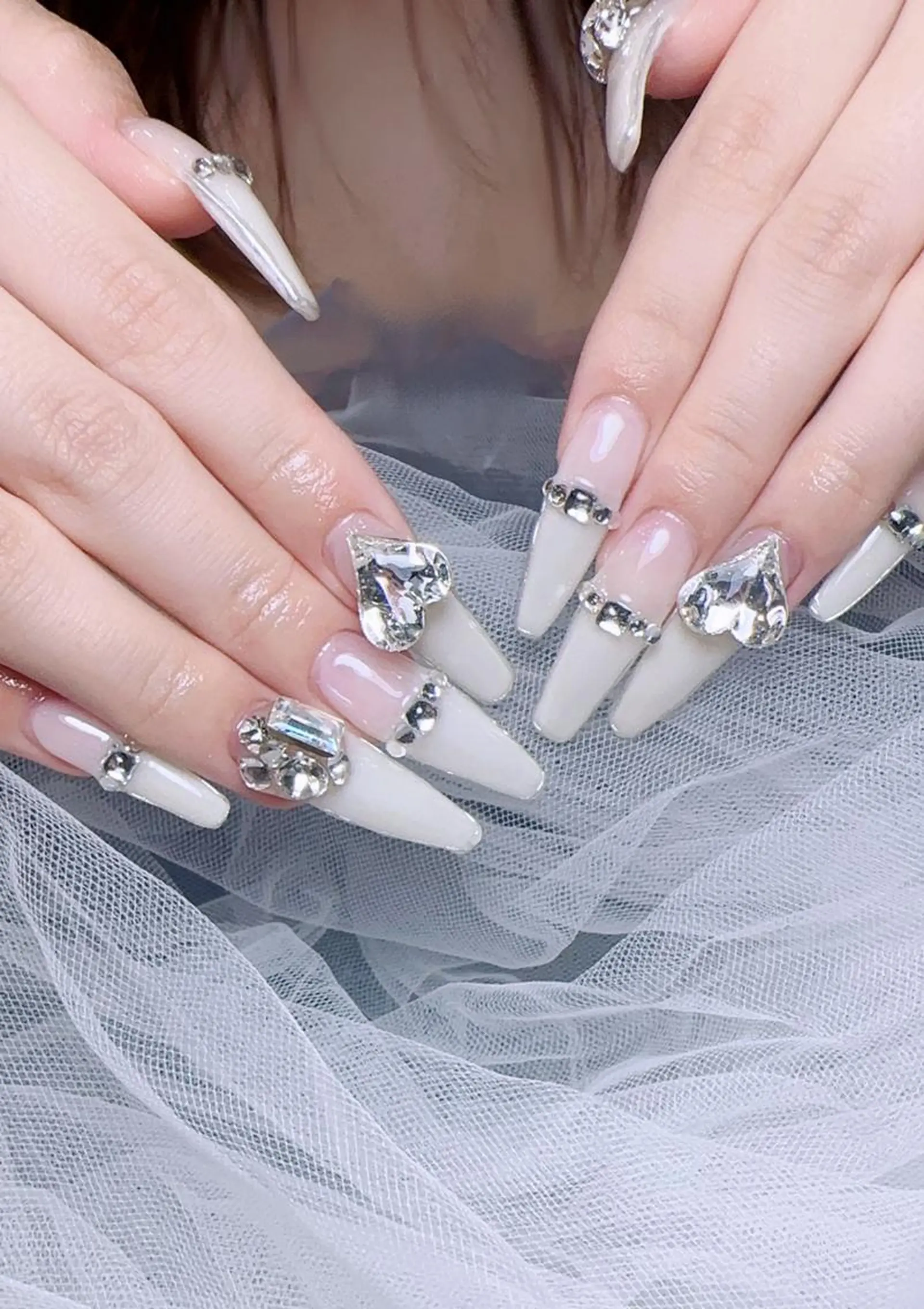 ネイル 🌼リオナ ♥️のネイルデザイン