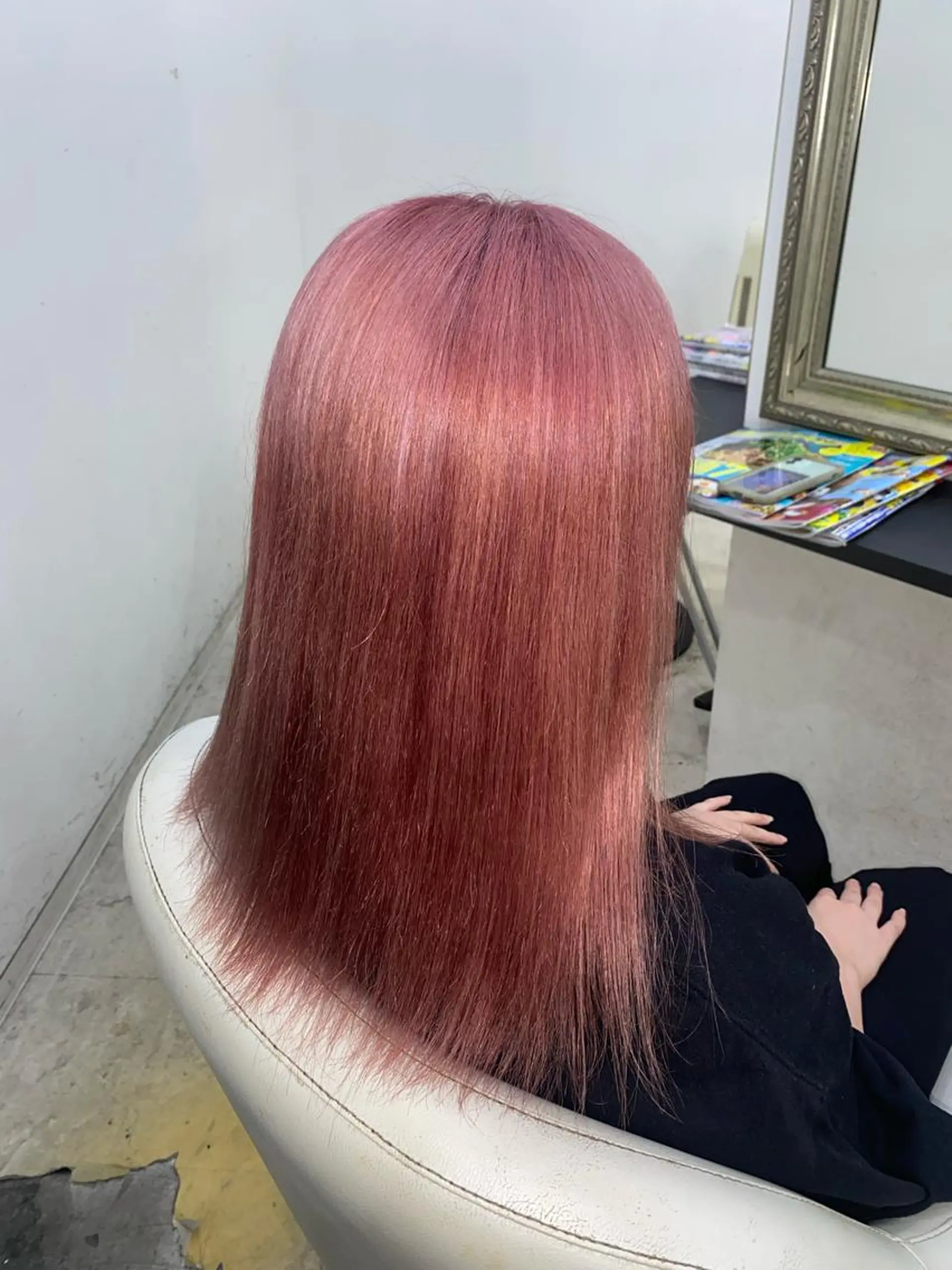 ミディアム カラー ピンクカラー カット ヘアカラー トリートメント いんかろーず所属・羽澤 亨威【髪質改善】のヘアスタイル