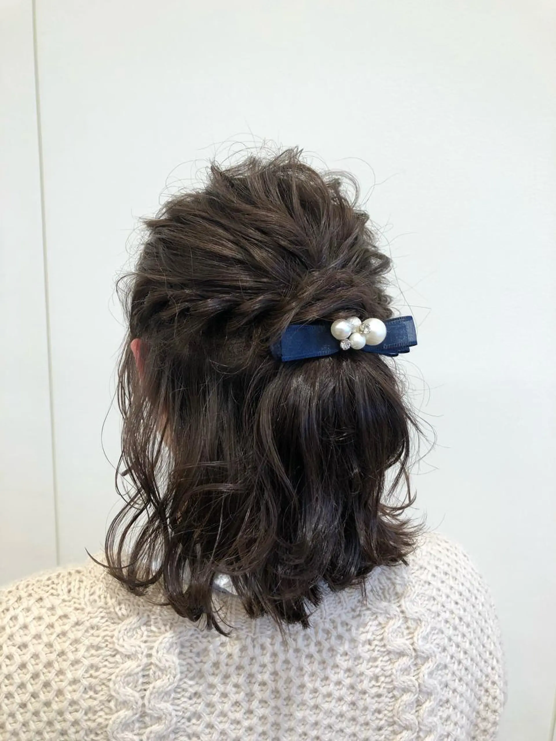 ミディアム ヘアアレンジ ハーフアップ KANAMI日暮里 韓国ヘア・メイクのヘアスタイル