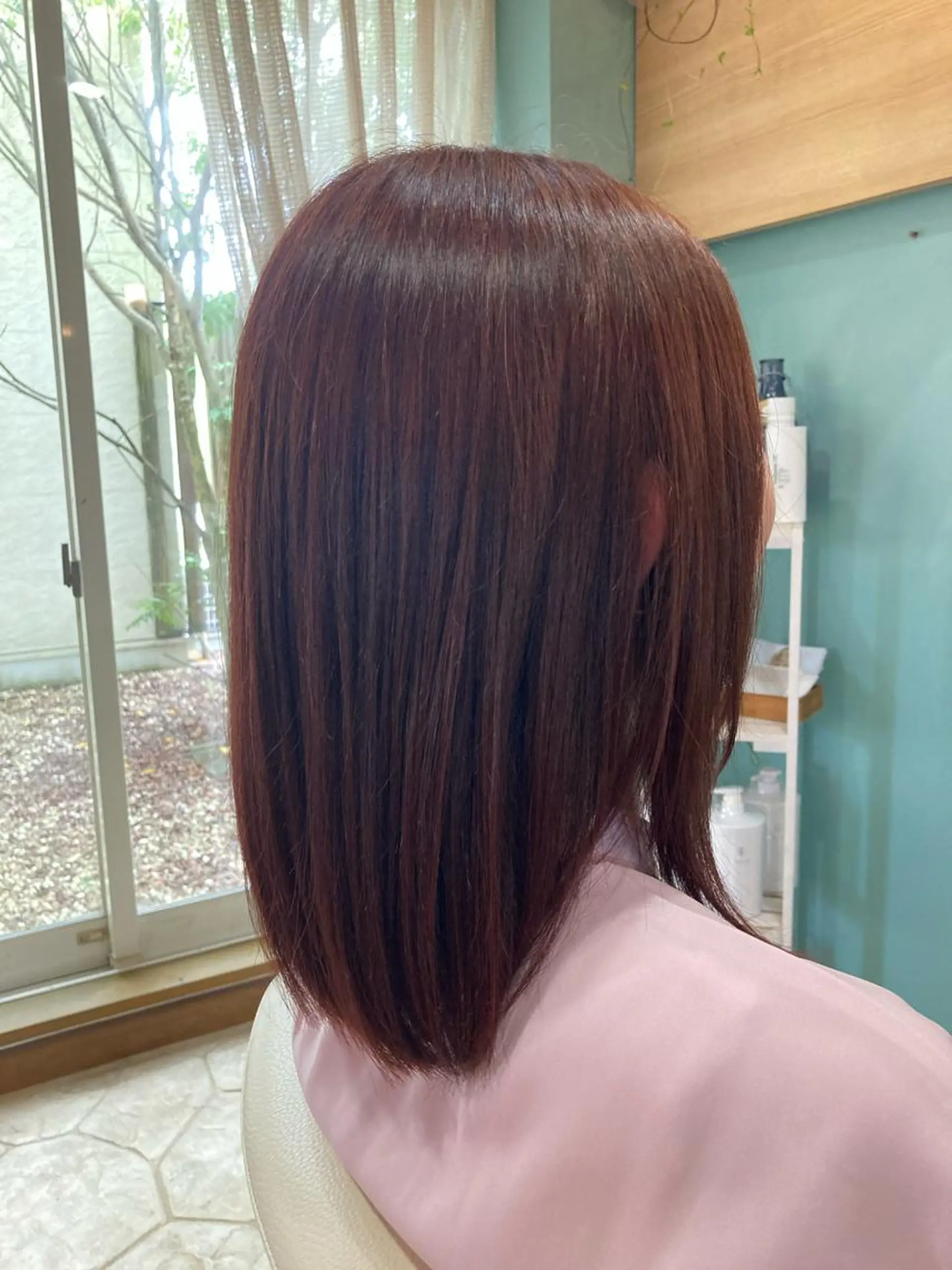 ミディアム カラー ブリーチ ブリーチなしカラー ピンクカラー マイトレーヤー HAIR ROOM所属・谷川 穂のヘアスタイル