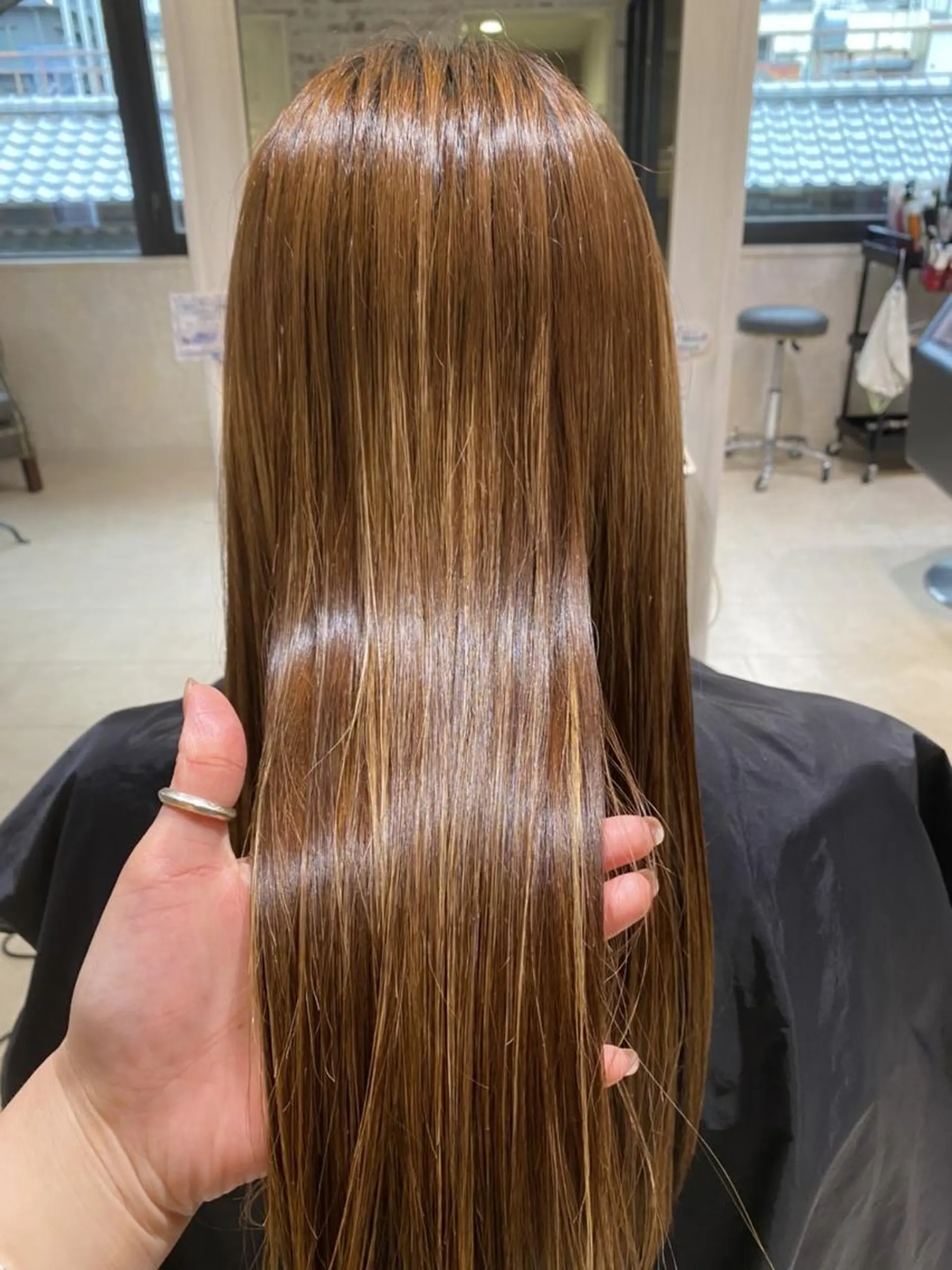 ロング トリートメント 酸熱トリートメント CUT IN SHY 心斎橋店のヘアスタイル