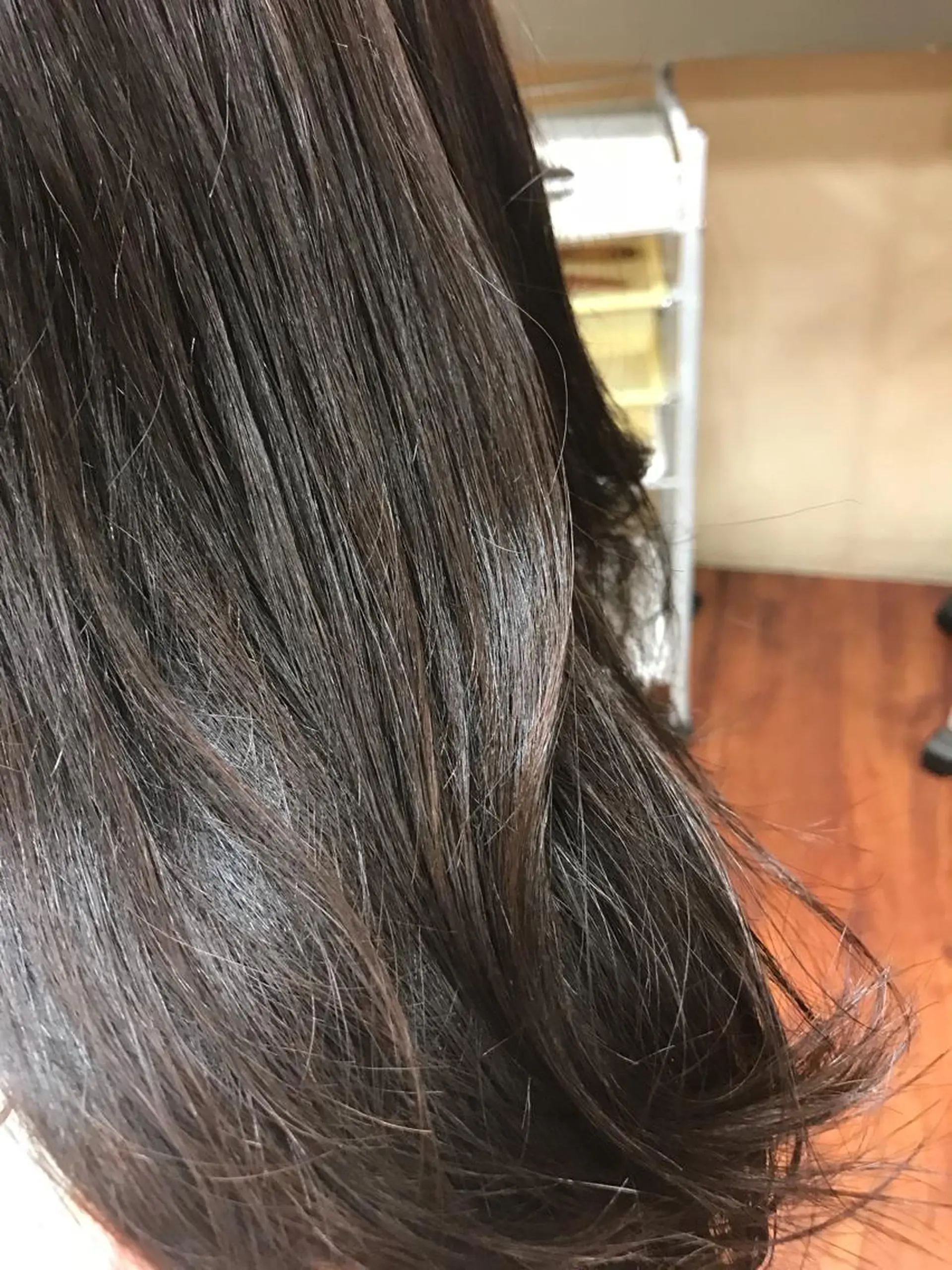 セミロング 大木 華のヘアスタイル