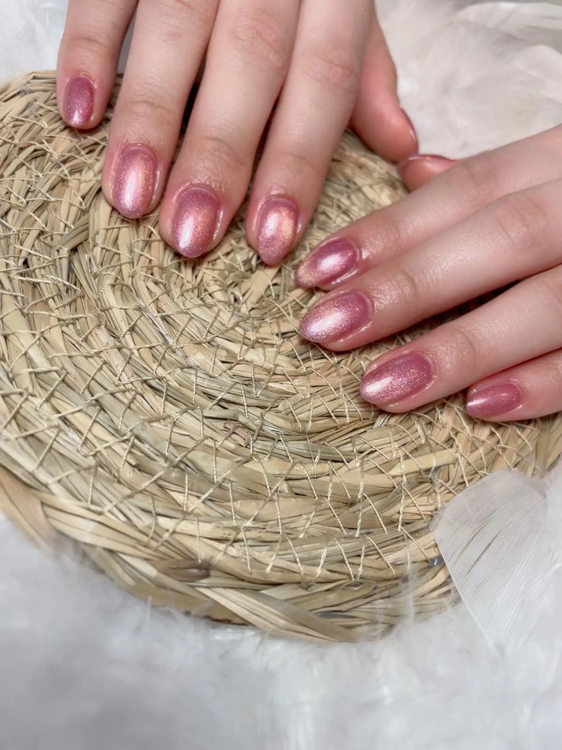 ネイル マグネットネイル ピンク ハンドネイル 南野 由希のネイルデザイン