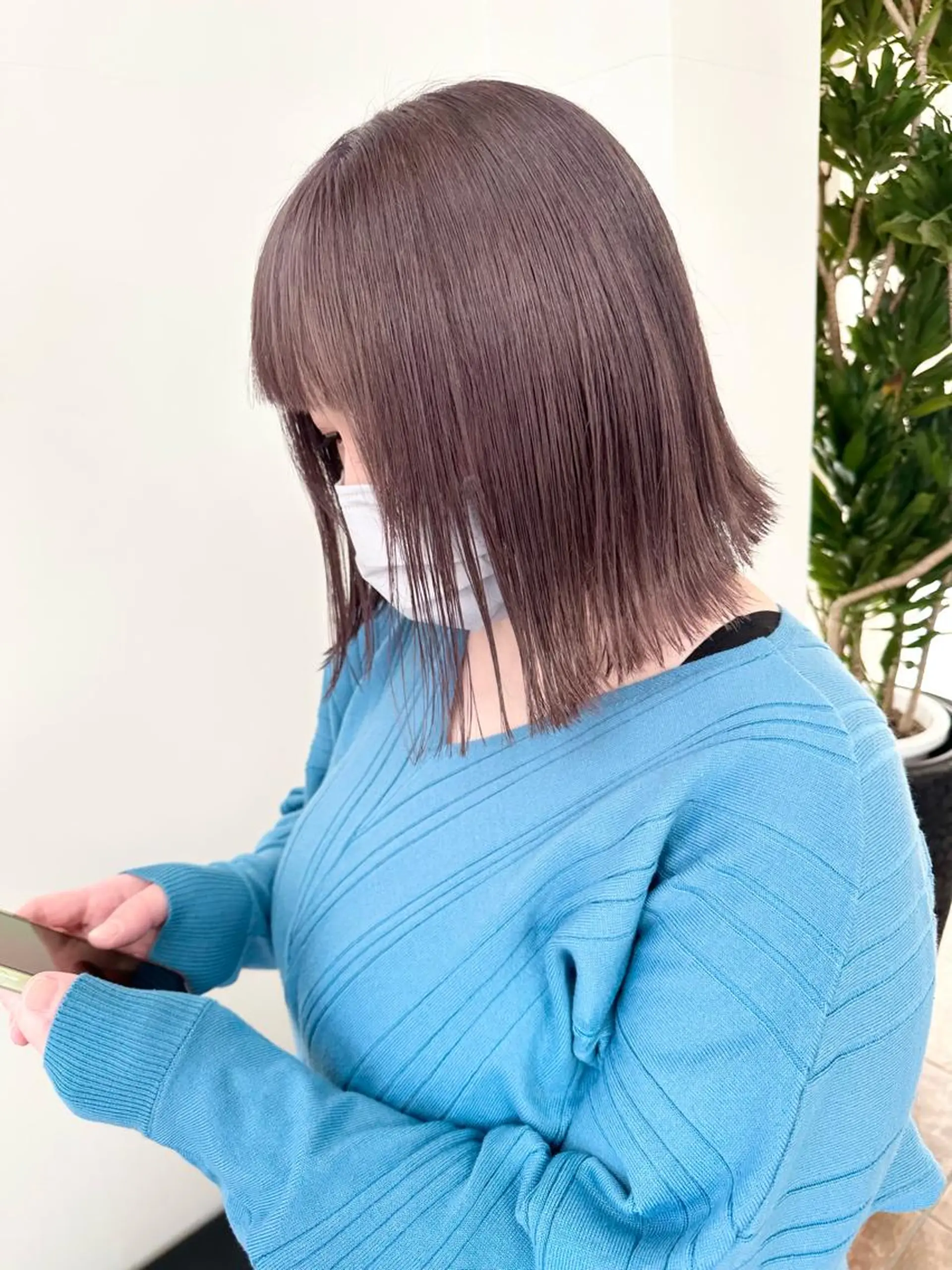 ミディアム カラー グレージュ ヘアカラー トリートメント ダメージレスブリーチ HIROSHIのヘアスタイル