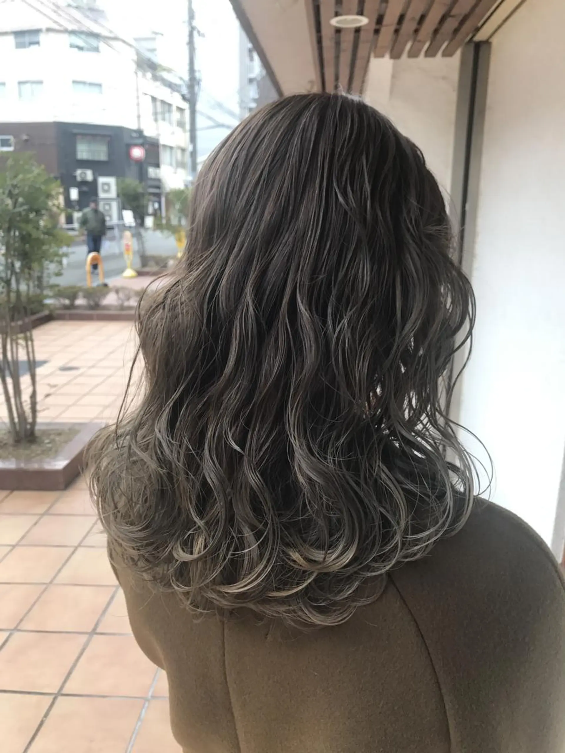 ミディアム 🌷L'oeuf 【ﾙﾌ】ホシカワ🌷のヘアスタイル