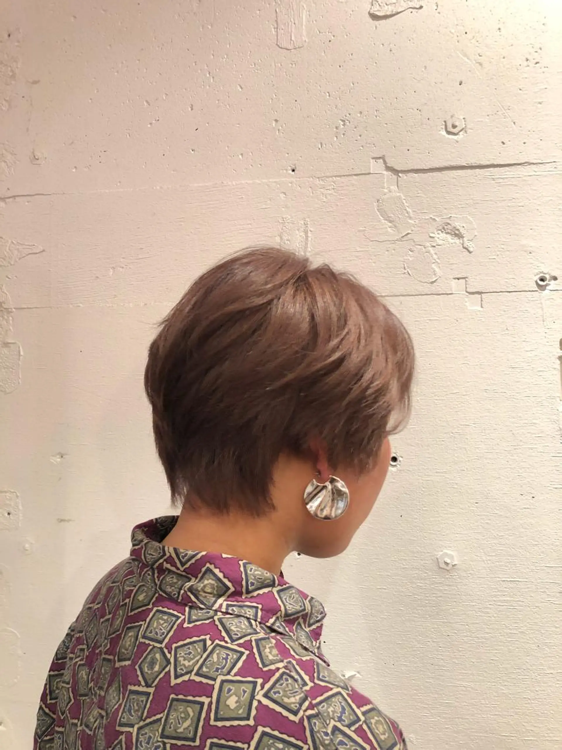 ショート カラー ヘアカラー トリートメント 小森谷 亮太のヘアスタイル