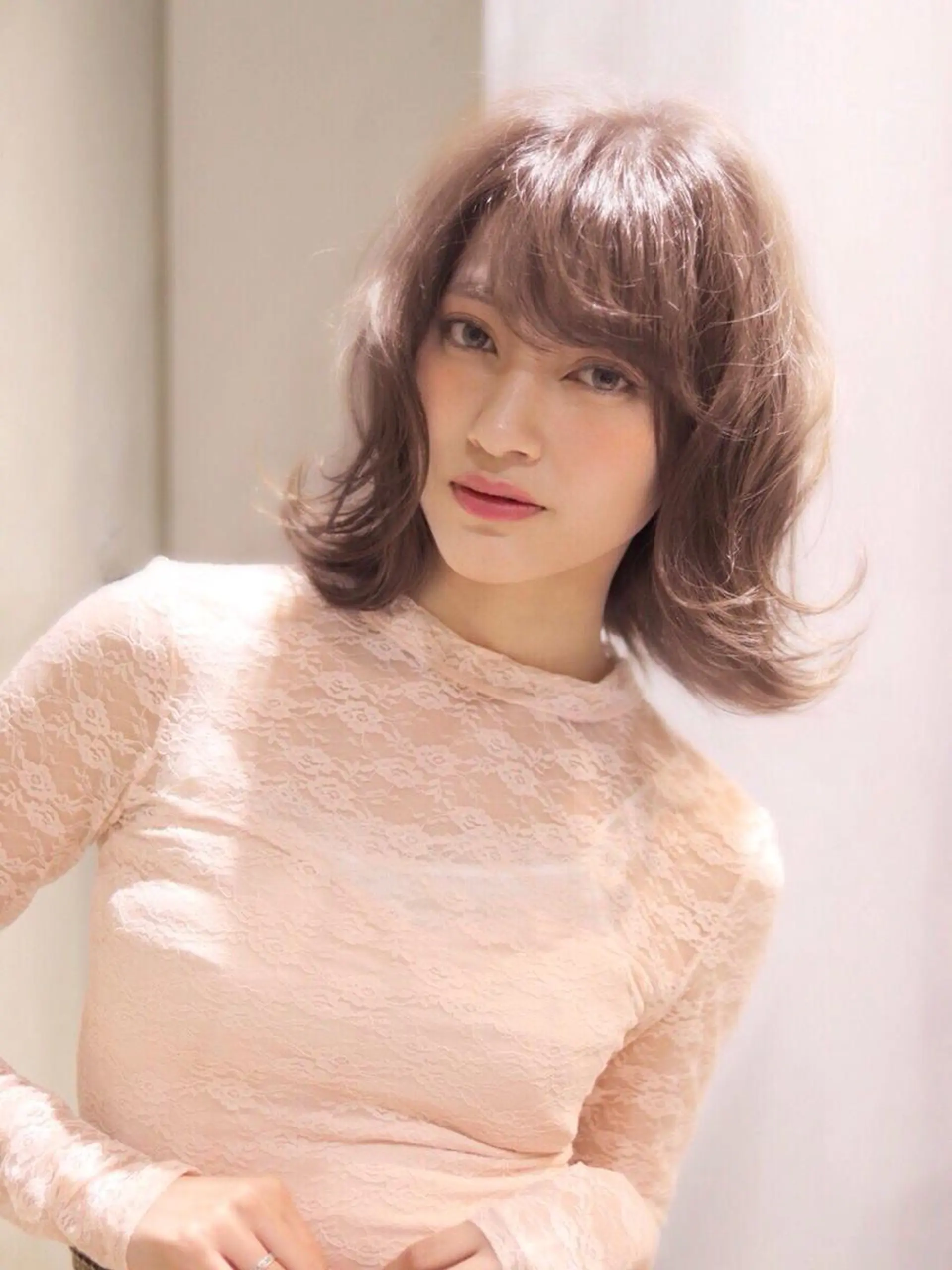 ミディアム カラー バレイヤージュ 黒髪 グラデーションカラー グレージュ ハイライトカラー カット ヘアカラー トリートメント 髪質改善🌈縮毛矯正 荻原　達矢のヘアスタイル