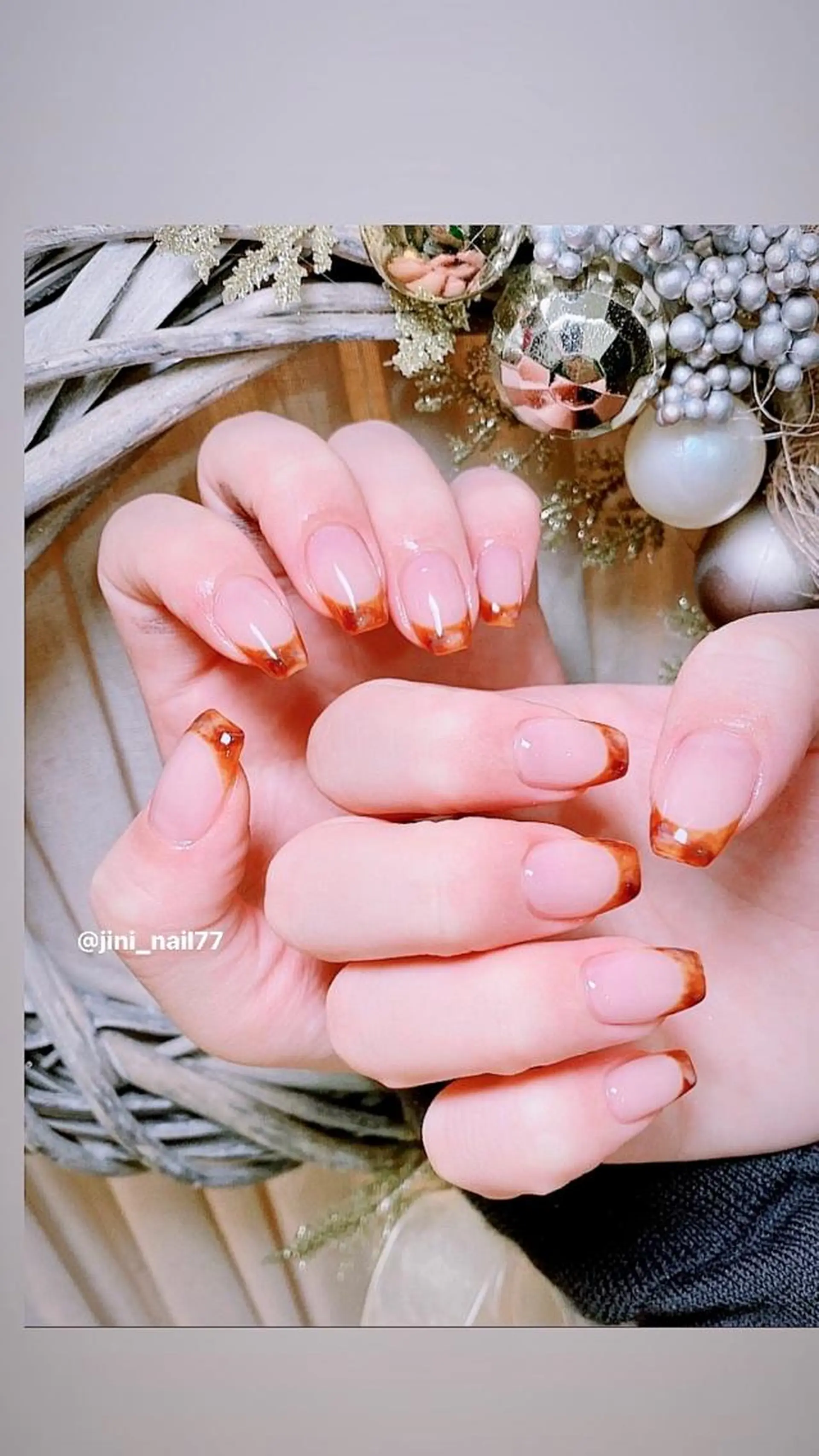 ネイル JINI NAIL所属・ジニ ネイルのネイルデザイン