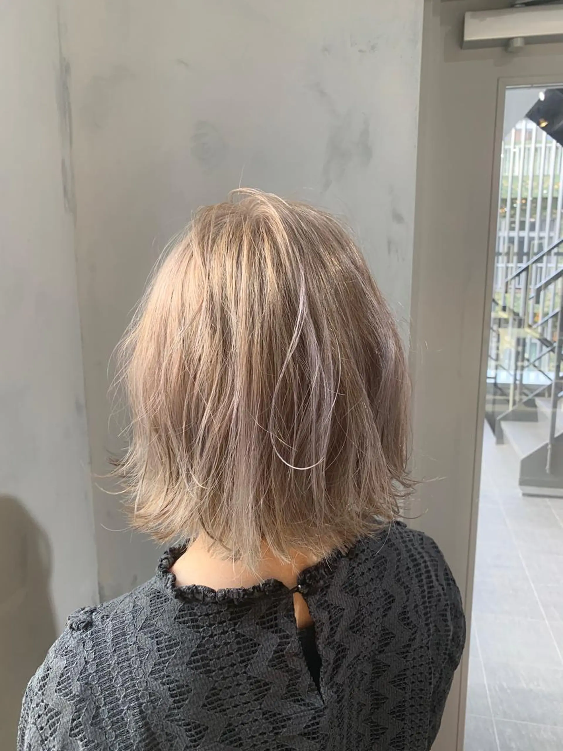 ショート カラー グレージュ ヘアカラー トリートメント レイヤー/髪質改善/ ブリーチ/コタケのヘアスタイル