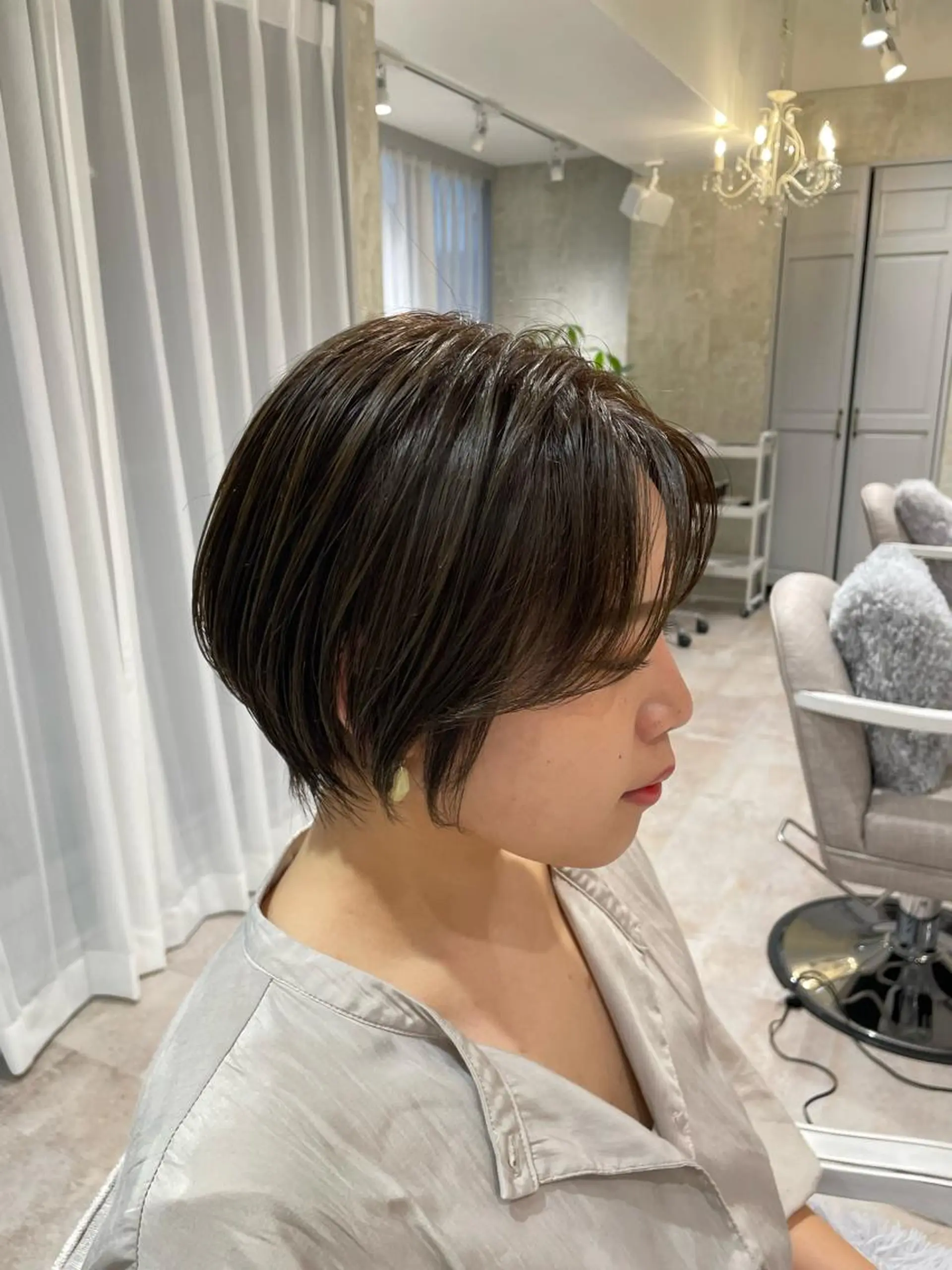 ショート 小野 明日香のヘアスタイル