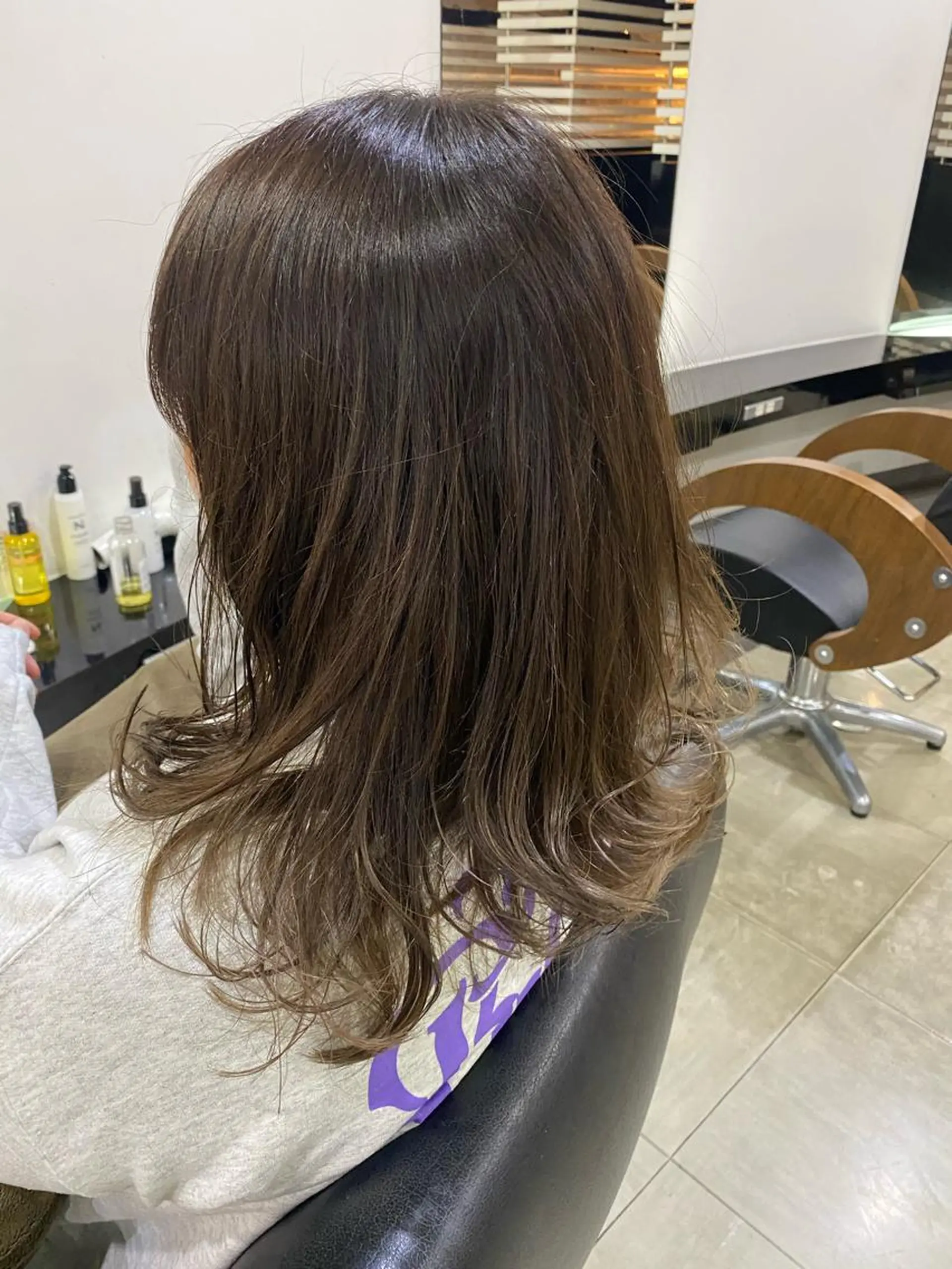 セミロング カラー ヘアアレンジ グラデーションカラー イルミナカラー 烏山 達也のヘアスタイル