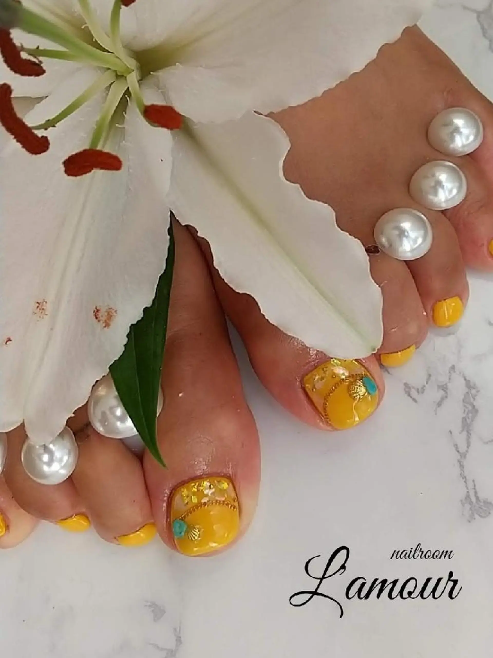 ネイル フットネイル L'amour 吹田市のネイルデザイン