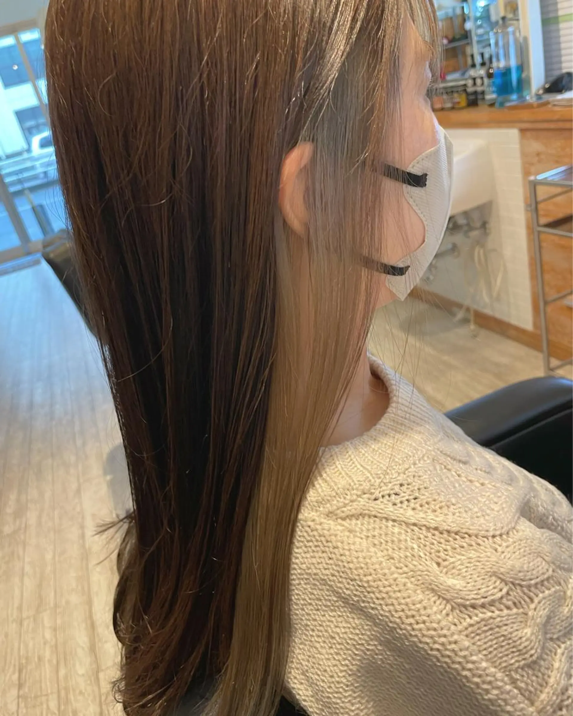 ロング カラー ブリーチ インナーカラー 通い続けられるサロン ママ美容師　明日香のヘアスタイル