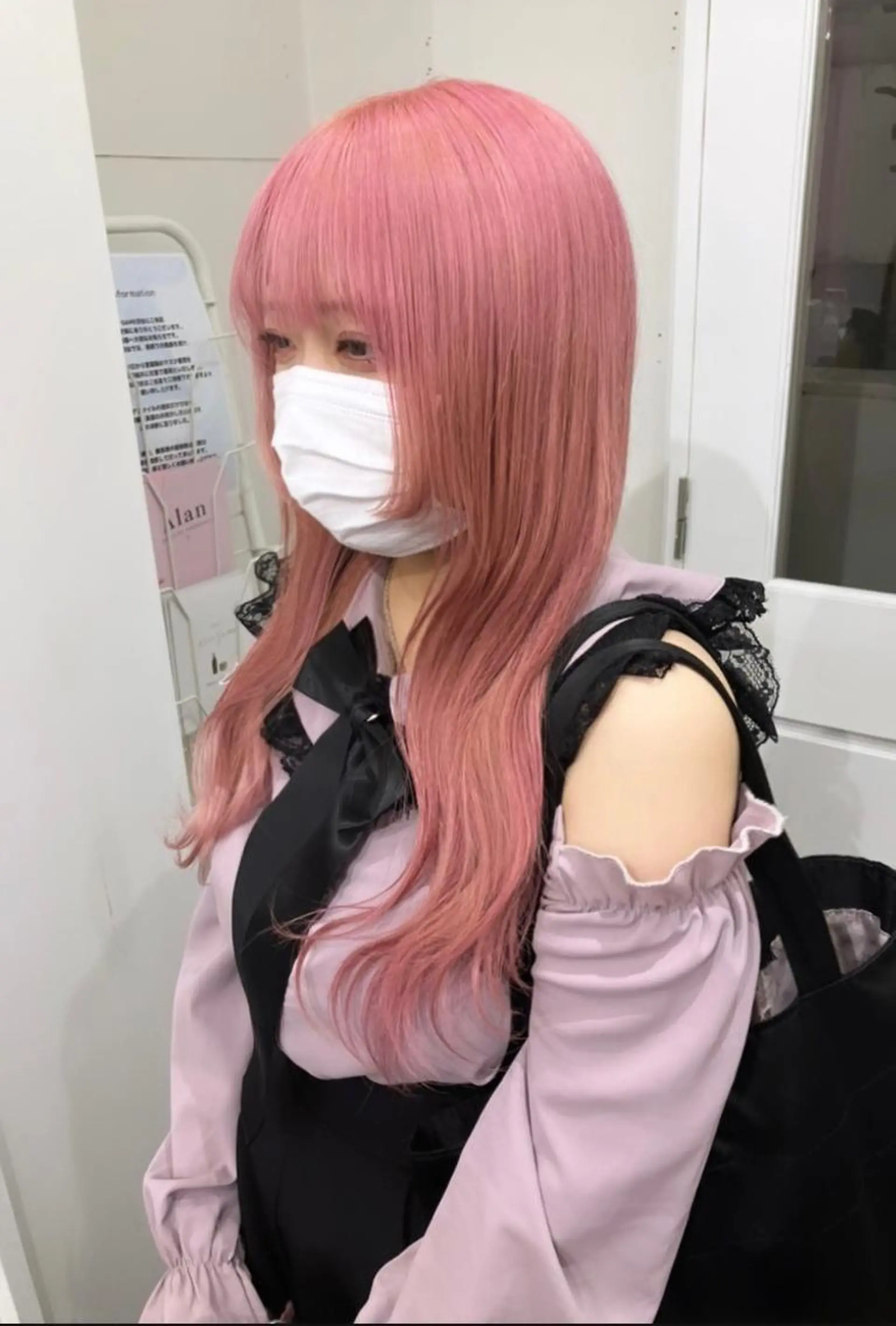 ミディアム カラー ヘアカラー トリートメント ヘアセット 🥣ミコト/レイヤー 韓国ハイトーン🥣のヘアスタイル