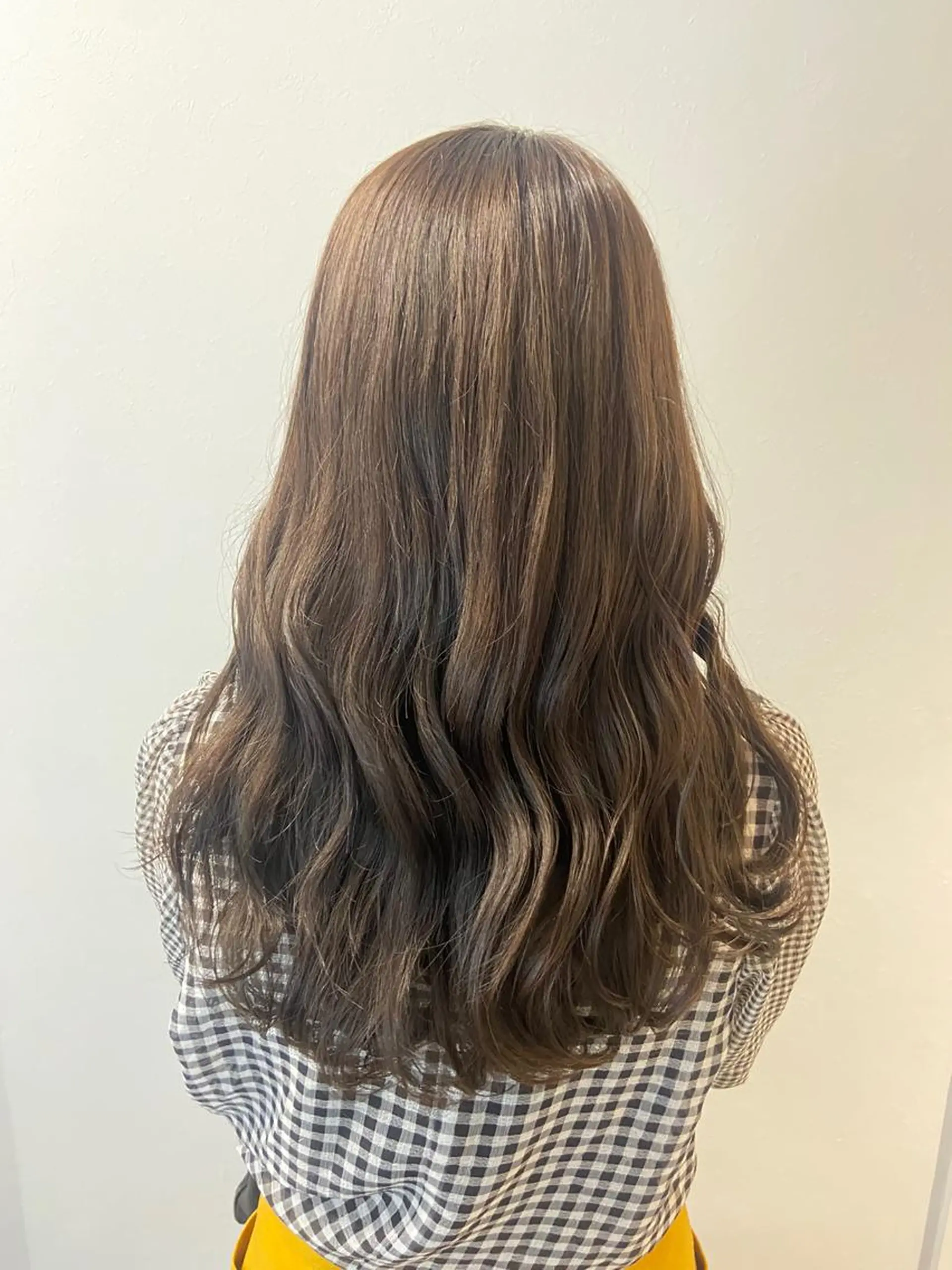 セミロング カラー カット ヘアカラー トリートメント natsumi / N°ariaのヘアスタイル