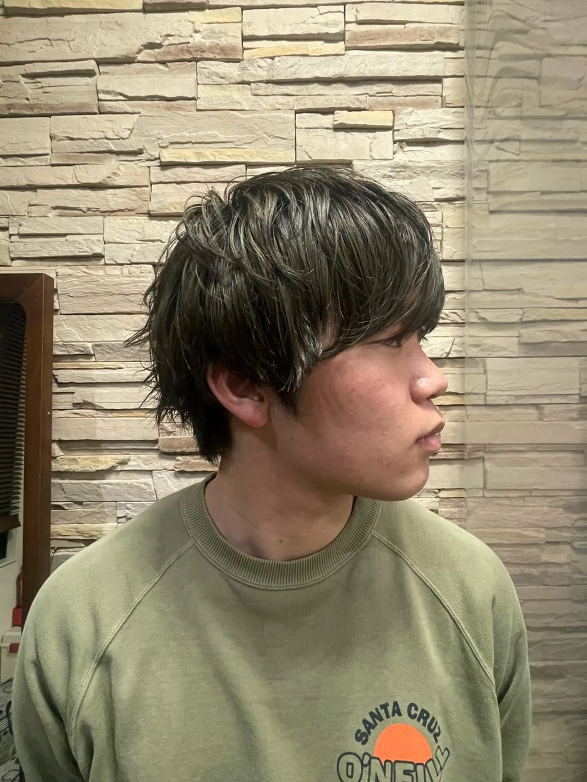 ショート カラー メンズ 浅岡 昭汰のヘアスタイル