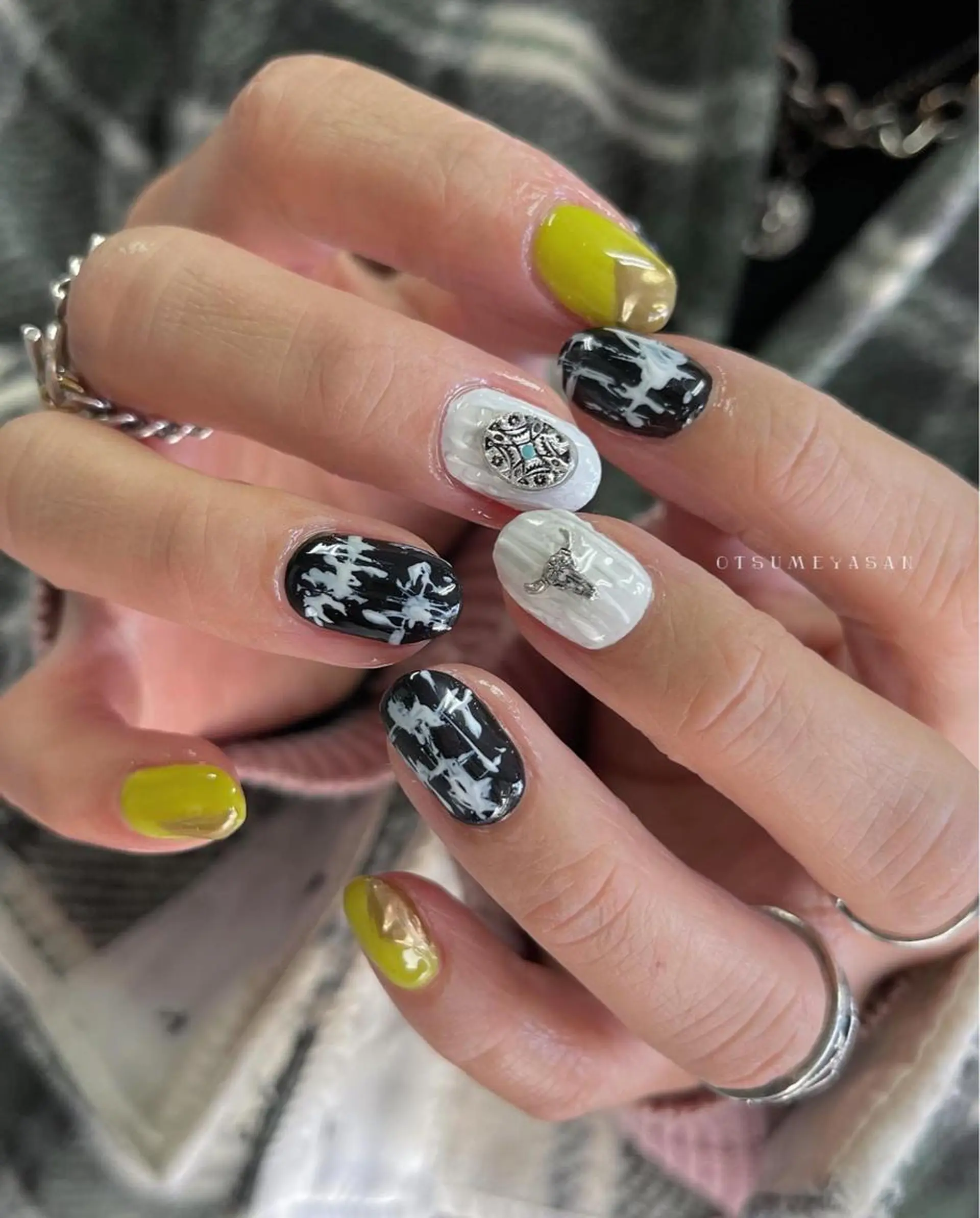 ネイル ブルー ジェルネイル 韓国ネイル マグネットネイル ミラーネイル わたなべ ちかのネイルデザイン